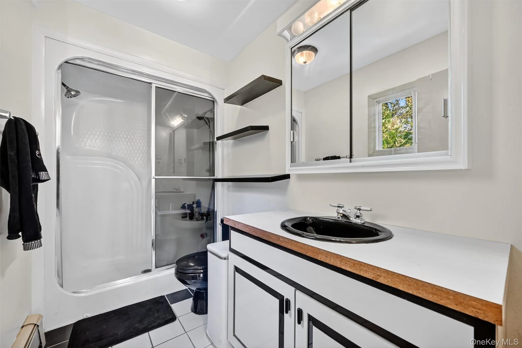 15 Curran Drive, Greenville, NY, 4 Bedrooms Bedrooms, 8 Rooms Rooms,2 BathroomsBathrooms,Residential,For Rent,Curran,0,832434 15 Curran Drive, Greenville, NY, 4 Bedrooms Bedrooms, 8 Rooms Rooms,2 BathroomsBathrooms,Residential,For Rent,Curran,0,832434
