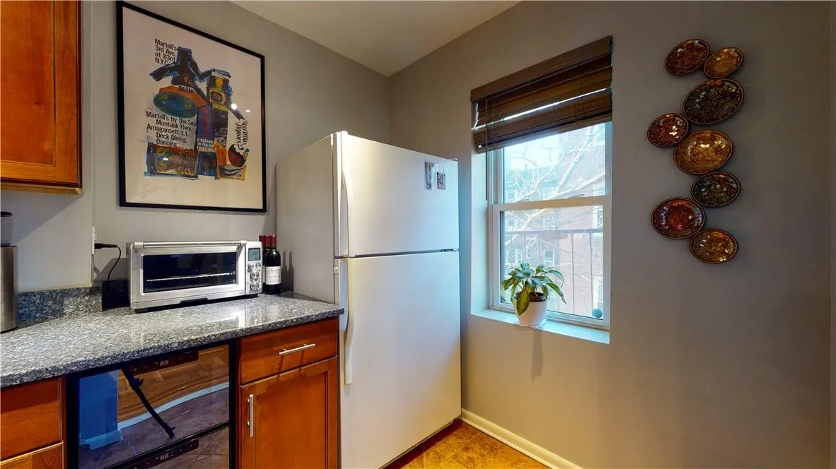 42 Barker Avenue, White Plains, NY, 2 Bedrooms Bedrooms, 5 Rooms Rooms,1 BathroomBathrooms,Residential Lease,Idx,Barker,0,832554 42 Barker Avenue, White Plains, NY, 2 Bedrooms Bedrooms, 5 Rooms Rooms,1 BathroomBathrooms,Residential Lease,Idx,Barker,0,832554