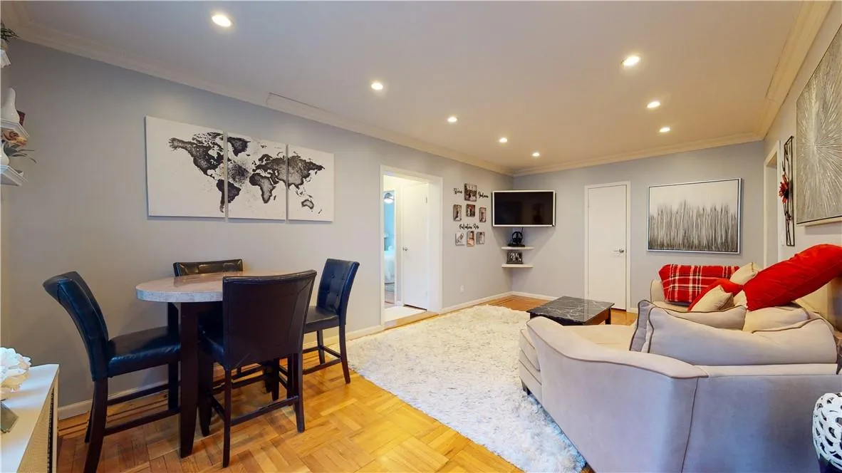 42 Barker Avenue, White Plains, NY, 2 Bedrooms Bedrooms, 5 Rooms Rooms,1 BathroomBathrooms,Residential Lease,Idx,Barker,0,832554 42 Barker Avenue, White Plains, NY, 2 Bedrooms Bedrooms, 5 Rooms Rooms,1 BathroomBathrooms,Residential Lease,Idx,Barker,0,832554