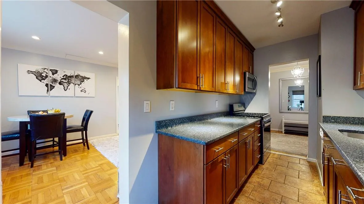 42 Barker Avenue, White Plains, NY, 2 Bedrooms Bedrooms, 5 Rooms Rooms,1 BathroomBathrooms,Residential Lease,Idx,Barker,0,832554 42 Barker Avenue, White Plains, NY, 2 Bedrooms Bedrooms, 5 Rooms Rooms,1 BathroomBathrooms,Residential Lease,Idx,Barker,0,832554