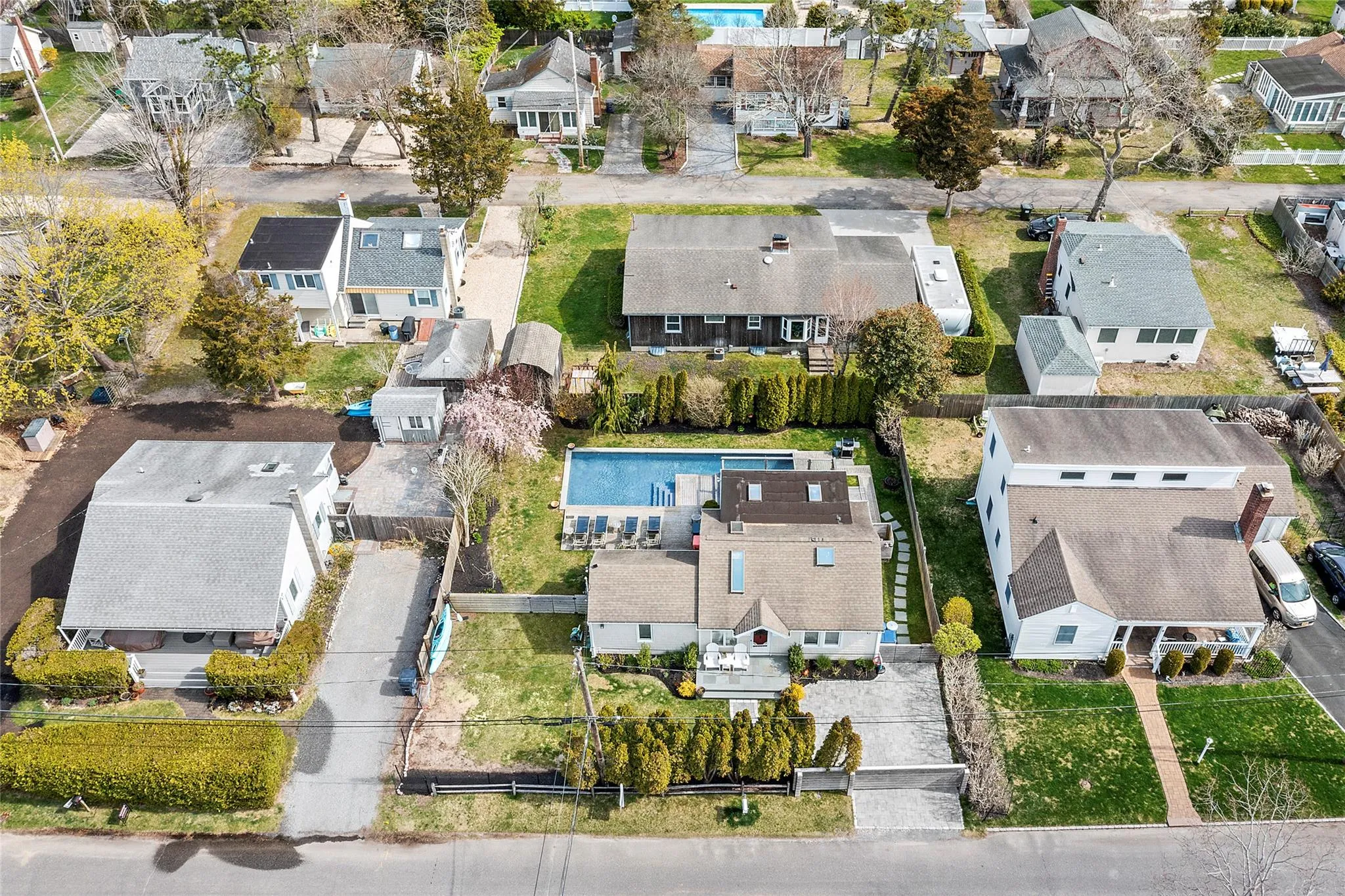 Birds eye view of property featuring a residential view Birds eye view of property featuring a residential view