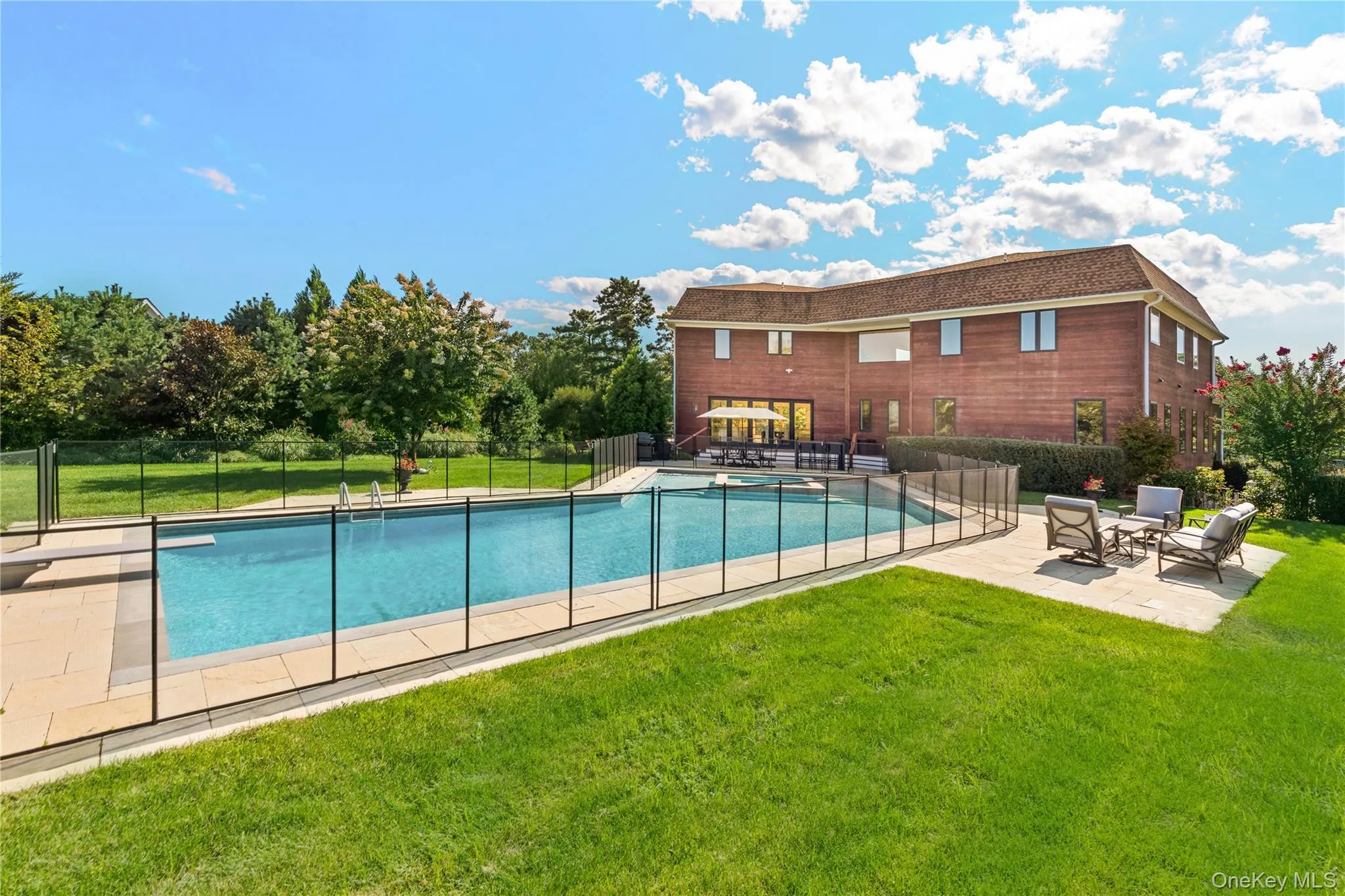 Meticulously maintained Meticulously maintained