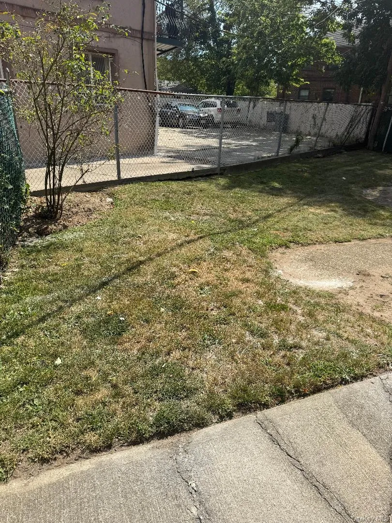 Backyard available for Use Backyard available for Use