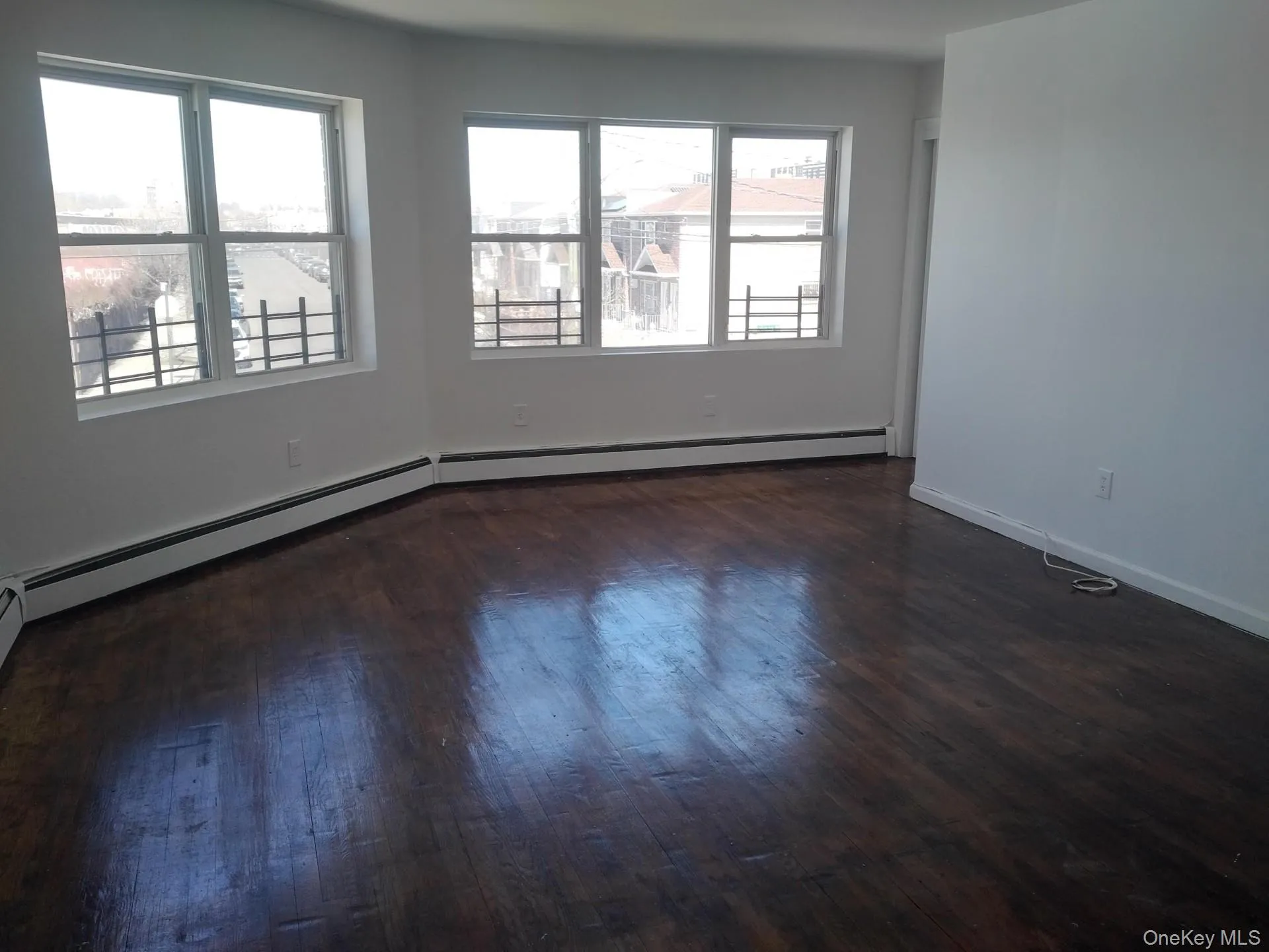680 Wortman Avenue, New York, NY, 3 Bedrooms Bedrooms, 6 Rooms Rooms,1 BathroomBathrooms,Residential Lease,For Rent,Wortman,0,834323 680 Wortman Avenue, New York, NY, 3 Bedrooms Bedrooms, 6 Rooms Rooms,1 BathroomBathrooms,Residential Lease,For Rent,Wortman,0,834323