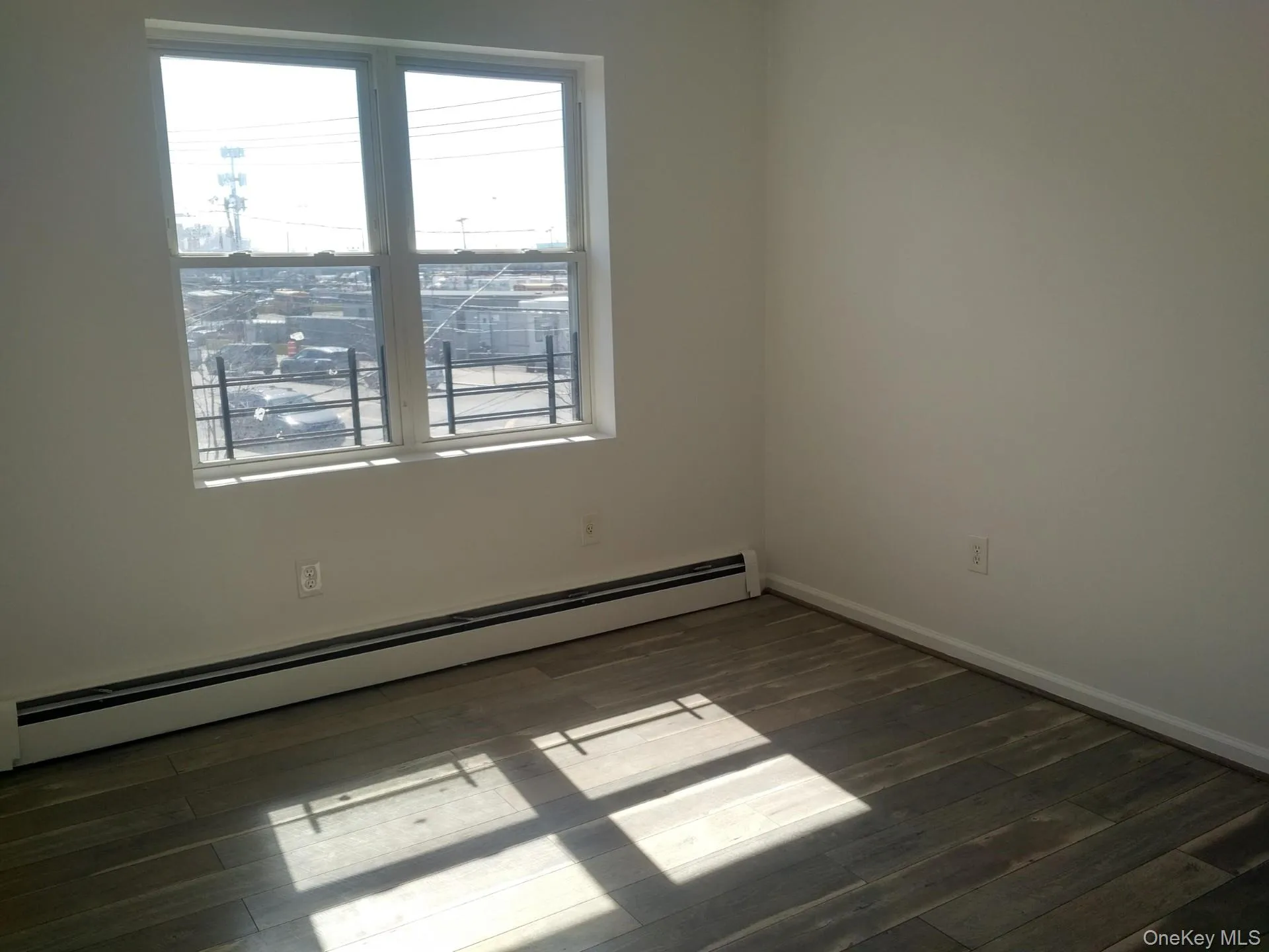 680 Wortman Avenue, New York, NY, 3 Bedrooms Bedrooms, 6 Rooms Rooms,1 BathroomBathrooms,Residential Lease,For Rent,Wortman,0,834323 680 Wortman Avenue, New York, NY, 3 Bedrooms Bedrooms, 6 Rooms Rooms,1 BathroomBathrooms,Residential Lease,For Rent,Wortman,0,834323