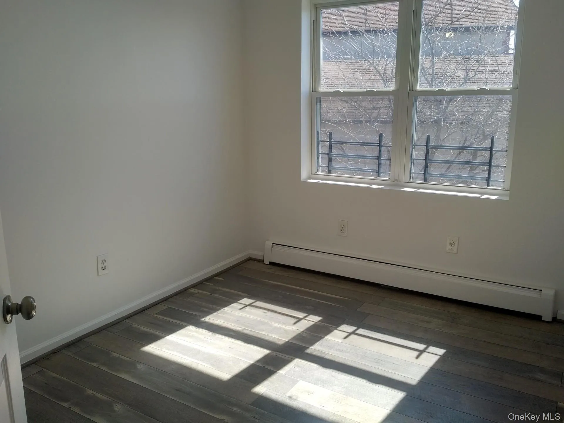 680 Wortman Avenue, New York, NY, 3 Bedrooms Bedrooms, 6 Rooms Rooms,1 BathroomBathrooms,Residential Lease,For Rent,Wortman,0,834323 680 Wortman Avenue, New York, NY, 3 Bedrooms Bedrooms, 6 Rooms Rooms,1 BathroomBathrooms,Residential Lease,For Rent,Wortman,0,834323