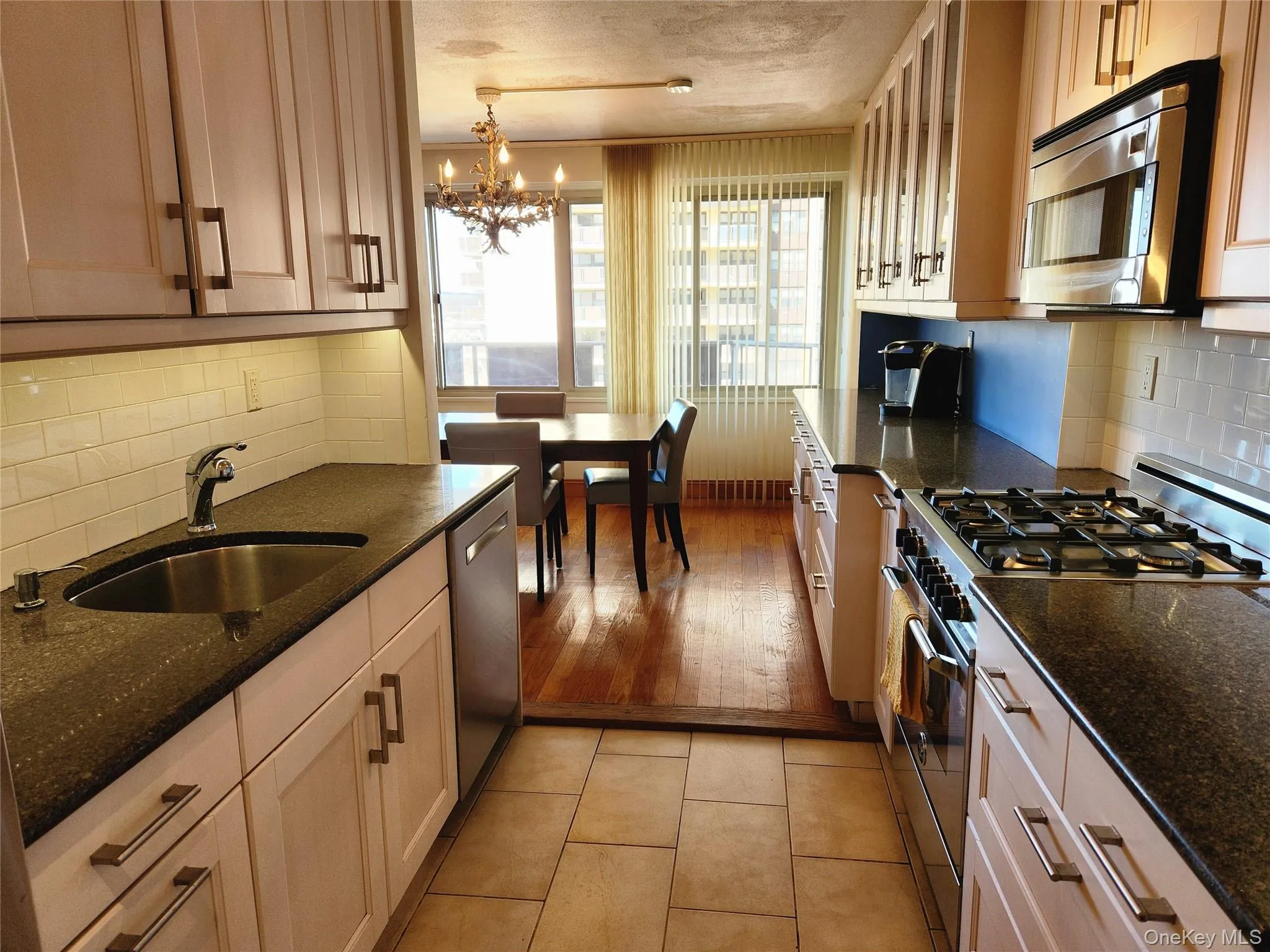 18-15 215th Street, New York, NY, 3 Bedrooms Bedrooms, 6 Rooms Rooms,2 BathroomsBathrooms,Residential,For Rent,215th,0,834870 18-15 215th Street, New York, NY, 3 Bedrooms Bedrooms, 6 Rooms Rooms,2 BathroomsBathrooms,Residential,For Rent,215th,0,834870