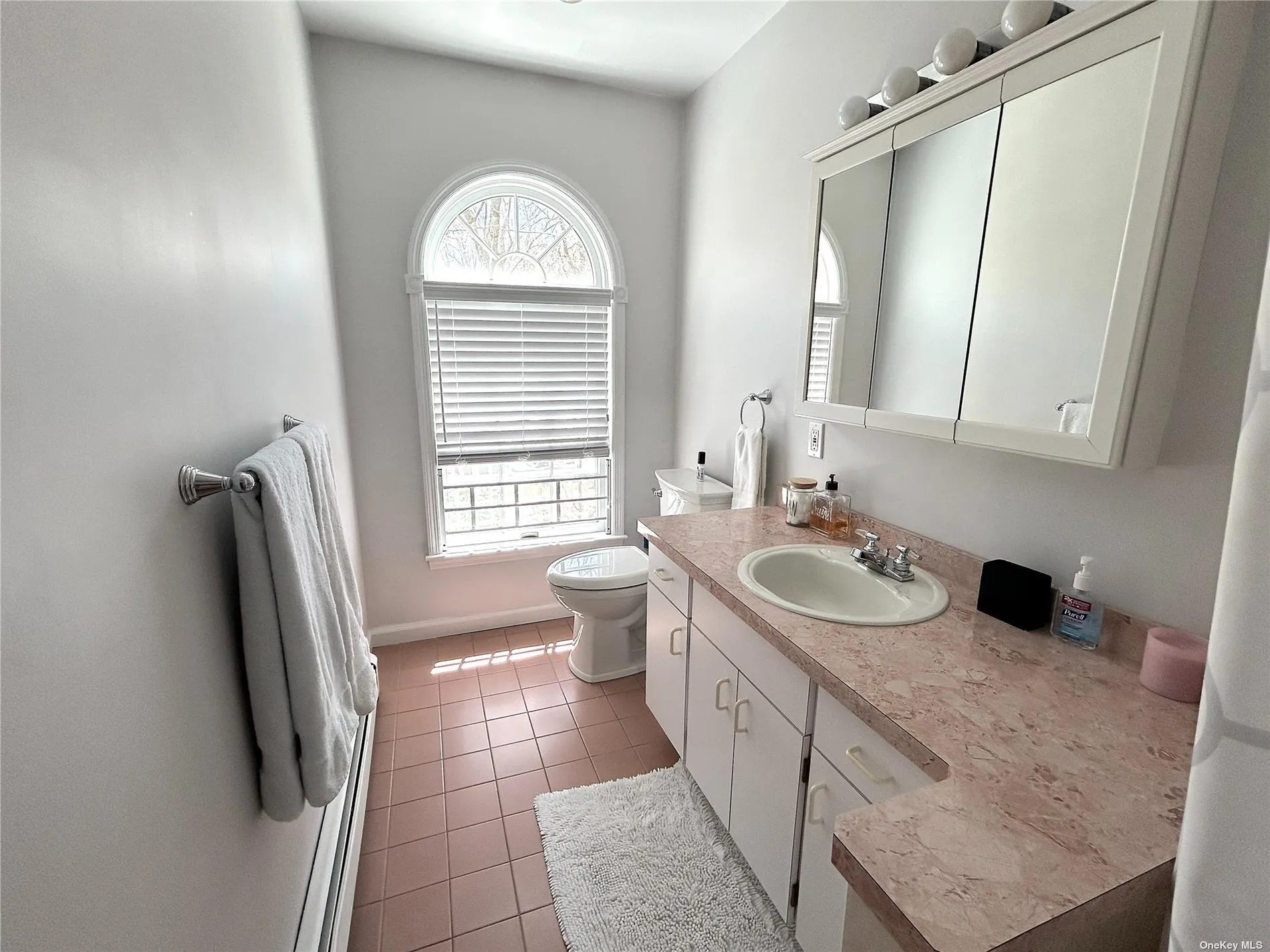 Full Bathroom Full Bathroom