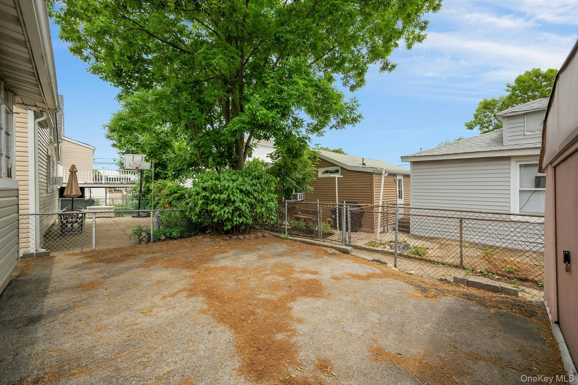Yard for Entertaining & BBQs Yard for Entertaining & BBQs