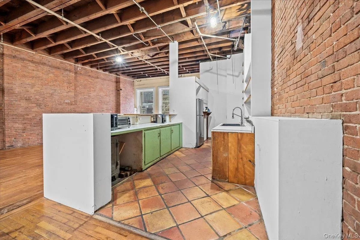 100 Prince Street, New York, NY, 2 Bedrooms Bedrooms, 3 Rooms Rooms,1 BathroomBathrooms,Residential,For Rent,Prince,0,835765 100 Prince Street, New York, NY, 2 Bedrooms Bedrooms, 3 Rooms Rooms,1 BathroomBathrooms,Residential,For Rent,Prince,0,835765