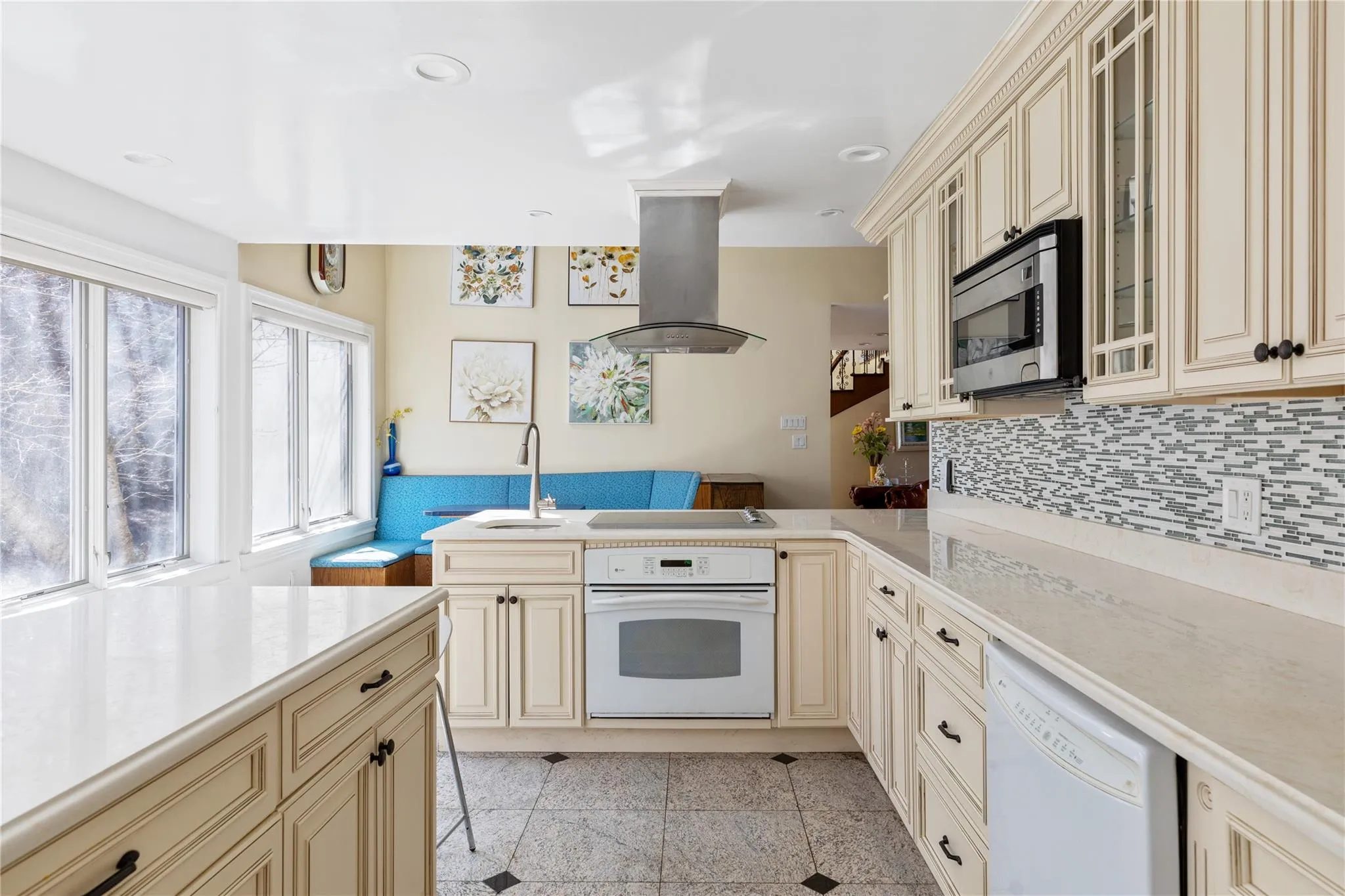 15 Hoffstot Lane, North Hempstead, NY, 6 Bedrooms Bedrooms, 14 Rooms Rooms,5 BathroomsBathrooms,Residential,For Rent,Hoffstot,0,836330 15 Hoffstot Lane, North Hempstead, NY, 6 Bedrooms Bedrooms, 14 Rooms Rooms,5 BathroomsBathrooms,Residential,For Rent,Hoffstot,0,836330