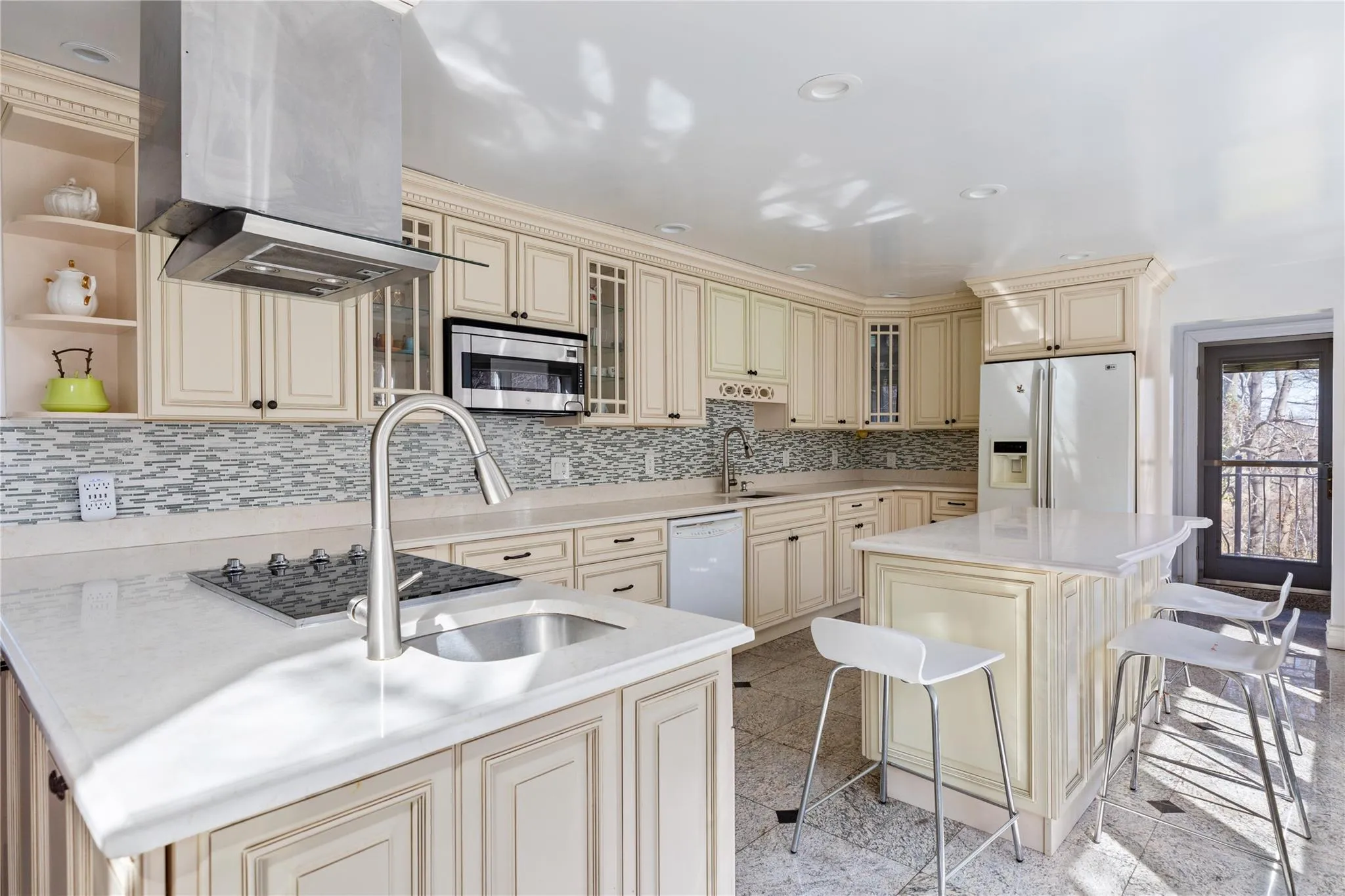 15 Hoffstot Lane, North Hempstead, NY, 6 Bedrooms Bedrooms, 14 Rooms Rooms,5 BathroomsBathrooms,Residential,For Rent,Hoffstot,0,836330 15 Hoffstot Lane, North Hempstead, NY, 6 Bedrooms Bedrooms, 14 Rooms Rooms,5 BathroomsBathrooms,Residential,For Rent,Hoffstot,0,836330