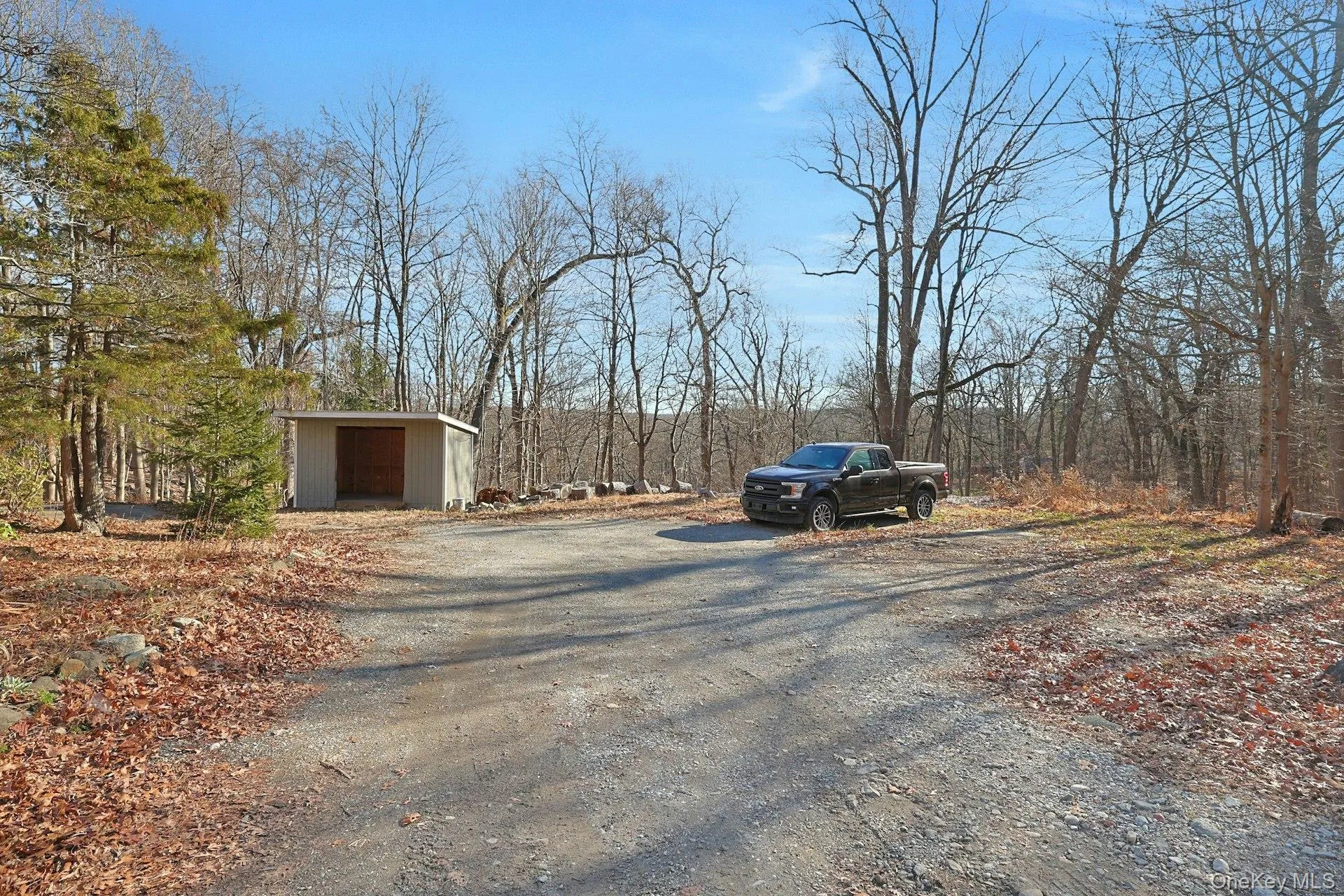 There is plenty of room for the cars of many guests. Entertaining will be a breeze! There is plenty of room for the cars of many guests. Entertaining will be a breeze!