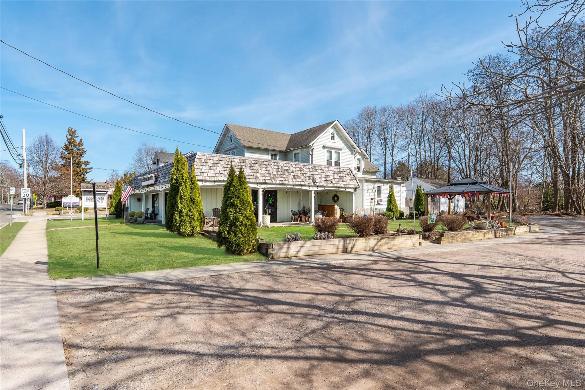 13100 Main Rd, Mattituck 13100 Main Rd, Mattituck