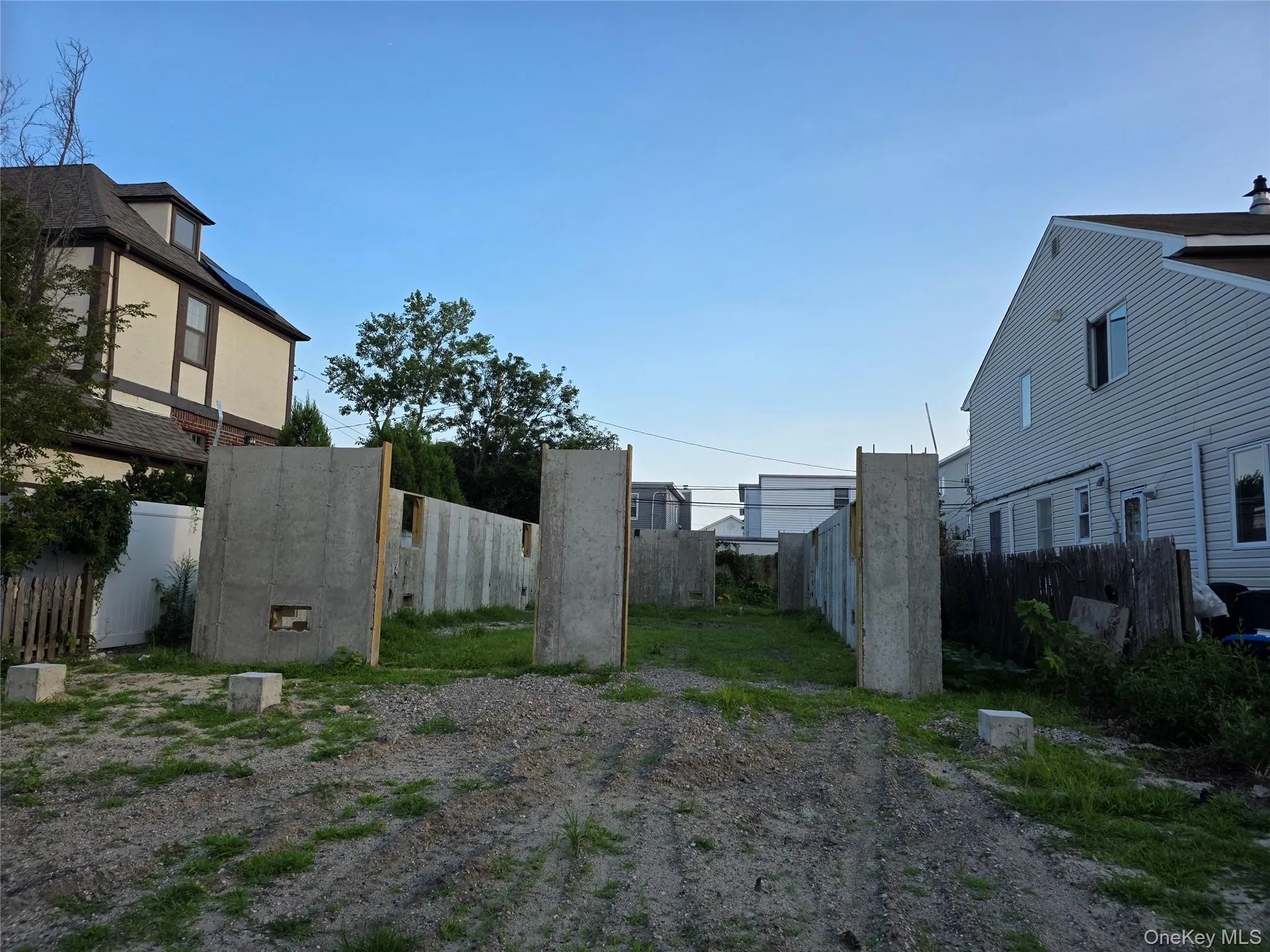 460 Market Street, Long Beach, NY, 4 Bedrooms Bedrooms, 10 Rooms Rooms,3 BathroomsBathrooms,Residential,For Rent,Market,0,838240 460 Market Street, Long Beach, NY, 4 Bedrooms Bedrooms, 10 Rooms Rooms,3 BathroomsBathrooms,Residential,For Rent,Market,0,838240