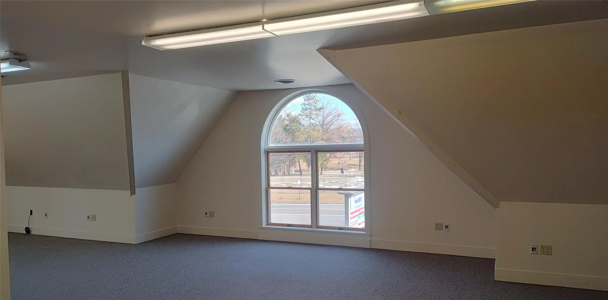 Large Room Large Room