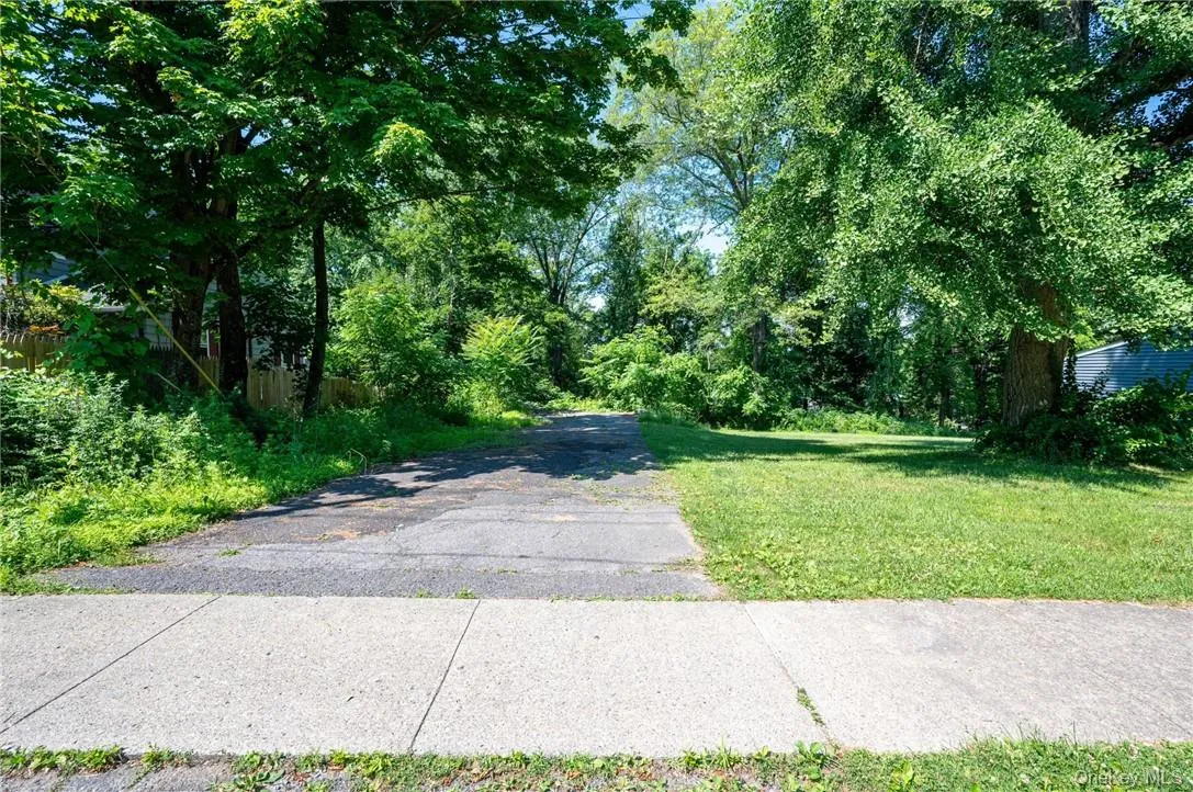 Sidewalk into Rhinebeck Village Sidewalk into Rhinebeck Village