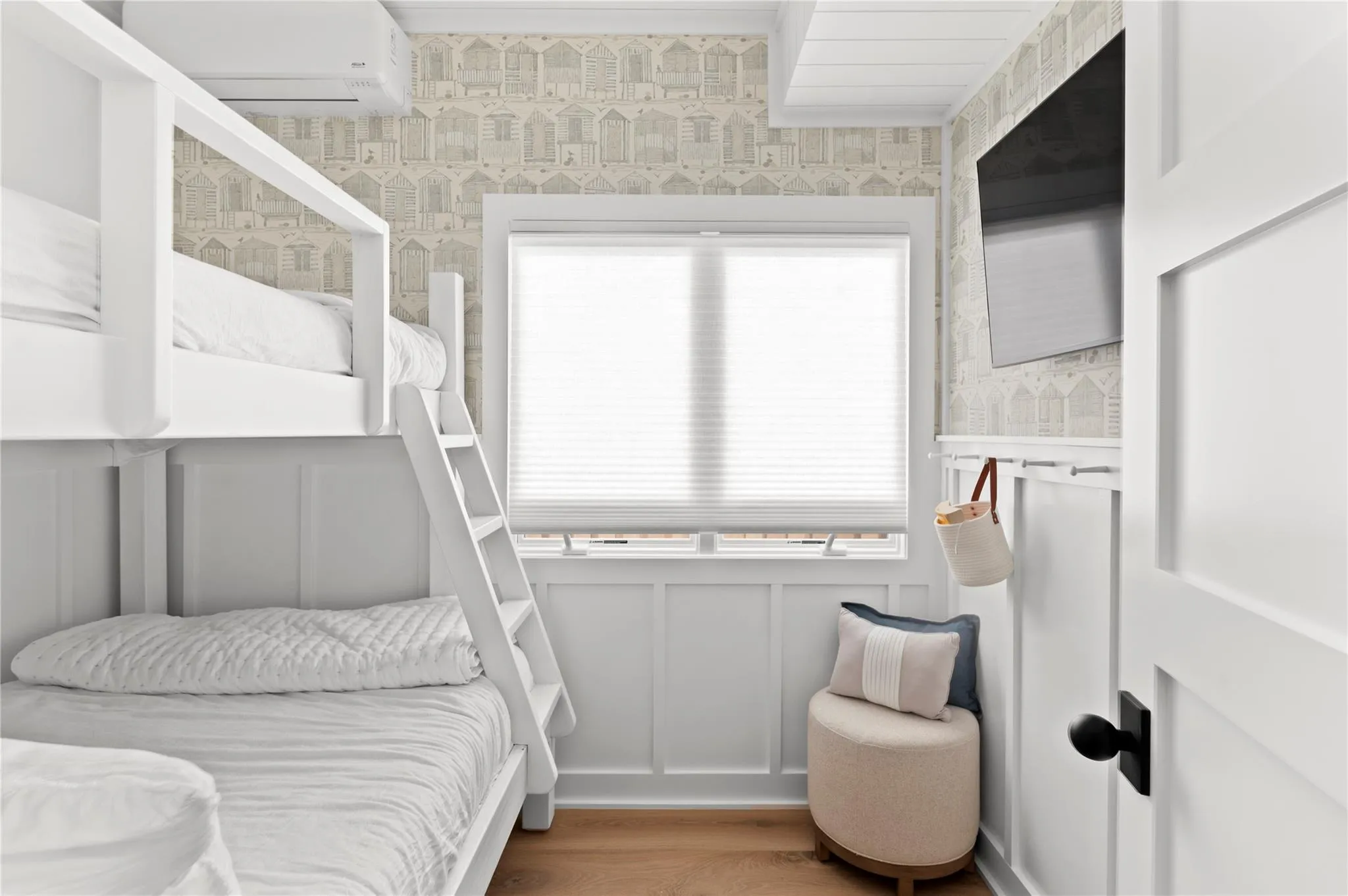 64 Bungalow Walk, Islip, NY, 4 Bedrooms Bedrooms, 10 Rooms Rooms,2 BathroomsBathrooms,Residential Lease,For Rent,Bungalow,0,839221 64 Bungalow Walk, Islip, NY, 4 Bedrooms Bedrooms, 10 Rooms Rooms,2 BathroomsBathrooms,Residential Lease,For Rent,Bungalow,0,839221