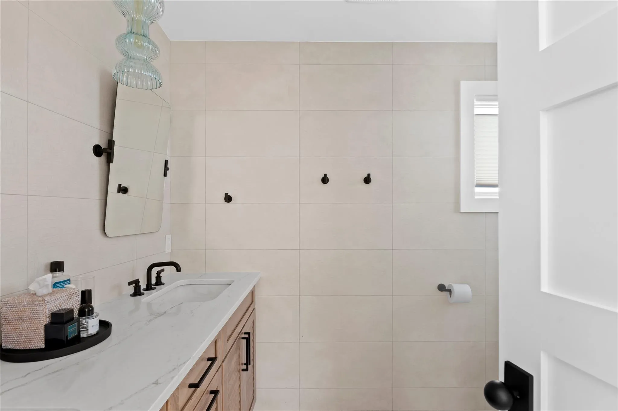 64 Bungalow Walk, Islip, NY, 4 Bedrooms Bedrooms, 10 Rooms Rooms,2 BathroomsBathrooms,Residential Lease,For Rent,Bungalow,0,839221 64 Bungalow Walk, Islip, NY, 4 Bedrooms Bedrooms, 10 Rooms Rooms,2 BathroomsBathrooms,Residential Lease,For Rent,Bungalow,0,839221