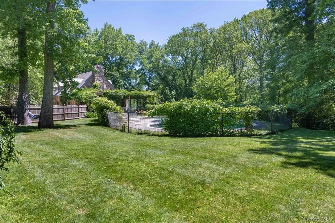 21 Woods Road, Orangetown, NY, 4 Bedrooms Bedrooms, 8 Rooms Rooms,4 BathroomsBathrooms,Residential,For Rent,Woods,0,839399 21 Woods Road, Orangetown, NY, 4 Bedrooms Bedrooms, 8 Rooms Rooms,4 BathroomsBathrooms,Residential,For Rent,Woods,0,839399