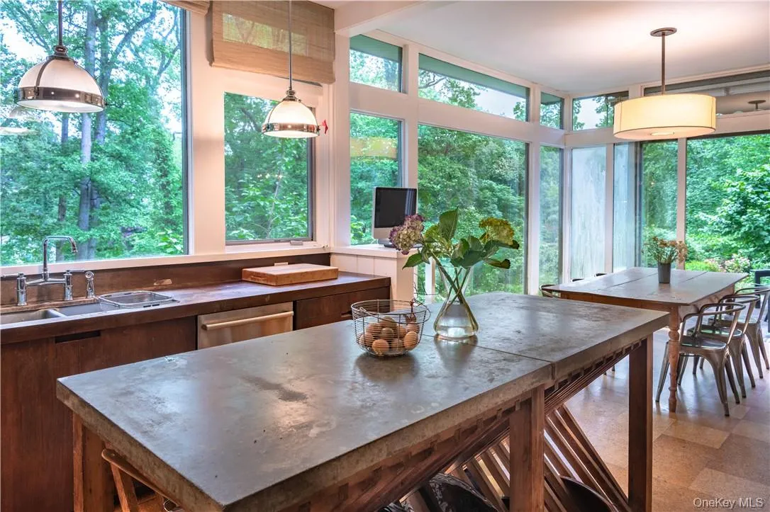21 Woods Road, Orangetown, NY, 4 Bedrooms Bedrooms, 8 Rooms Rooms,4 BathroomsBathrooms,Residential,For Rent,Woods,0,839399 21 Woods Road, Orangetown, NY, 4 Bedrooms Bedrooms, 8 Rooms Rooms,4 BathroomsBathrooms,Residential,For Rent,Woods,0,839399
