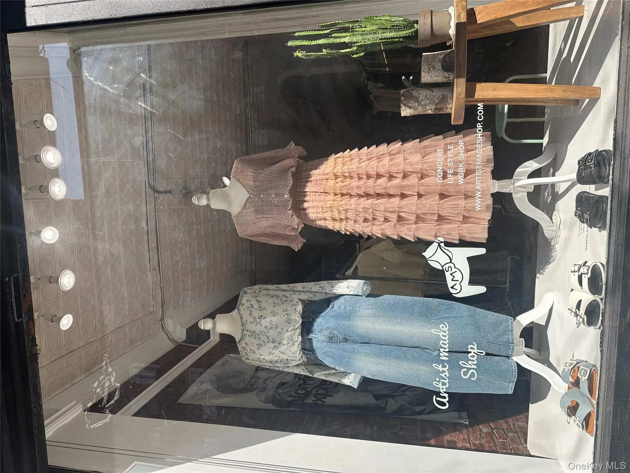 View of interior details View of interior details