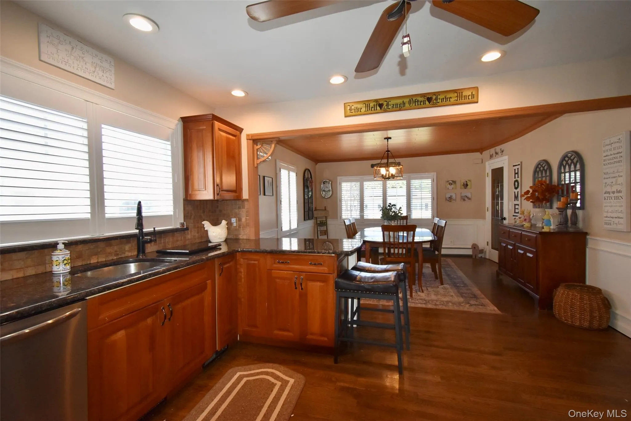 55 Willow Lane, Babylon, NY, 6 Bedrooms Bedrooms, 10 Rooms Rooms,3 BathroomsBathrooms,Residential,For Rent,Willow,0,840531 55 Willow Lane, Babylon, NY, 6 Bedrooms Bedrooms, 10 Rooms Rooms,3 BathroomsBathrooms,Residential,For Rent,Willow,0,840531