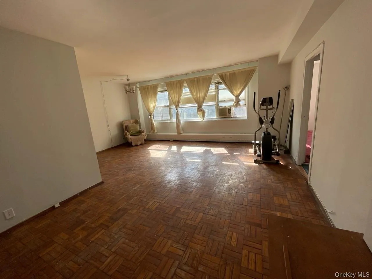 3 Fordham Hill Oval, New York, NY, 2 Bedrooms Bedrooms, 4 Rooms Rooms,1 BathroomBathrooms,Residential,For Rent,Fordham Hill,0,840932 3 Fordham Hill Oval, New York, NY, 2 Bedrooms Bedrooms, 4 Rooms Rooms,1 BathroomBathrooms,Residential,For Rent,Fordham Hill,0,840932