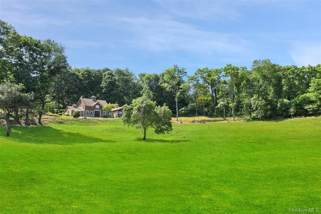 326 Bedford Center Road, Bedford, NY, 3 Bedrooms Bedrooms, 8 Rooms Rooms,2 BathroomsBathrooms,Residential,For Rent,Bedford Center,0,841737 326 Bedford Center Road, Bedford, NY, 3 Bedrooms Bedrooms, 8 Rooms Rooms,2 BathroomsBathrooms,Residential,For Rent,Bedford Center,0,841737