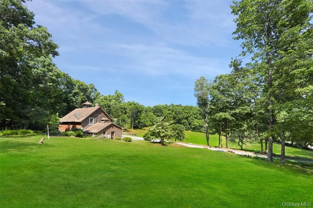 326 Bedford Center Road, Bedford, NY, 3 Bedrooms Bedrooms, 8 Rooms Rooms,2 BathroomsBathrooms,Residential,For Rent,Bedford Center,0,841737 326 Bedford Center Road, Bedford, NY, 3 Bedrooms Bedrooms, 8 Rooms Rooms,2 BathroomsBathrooms,Residential,For Rent,Bedford Center,0,841737