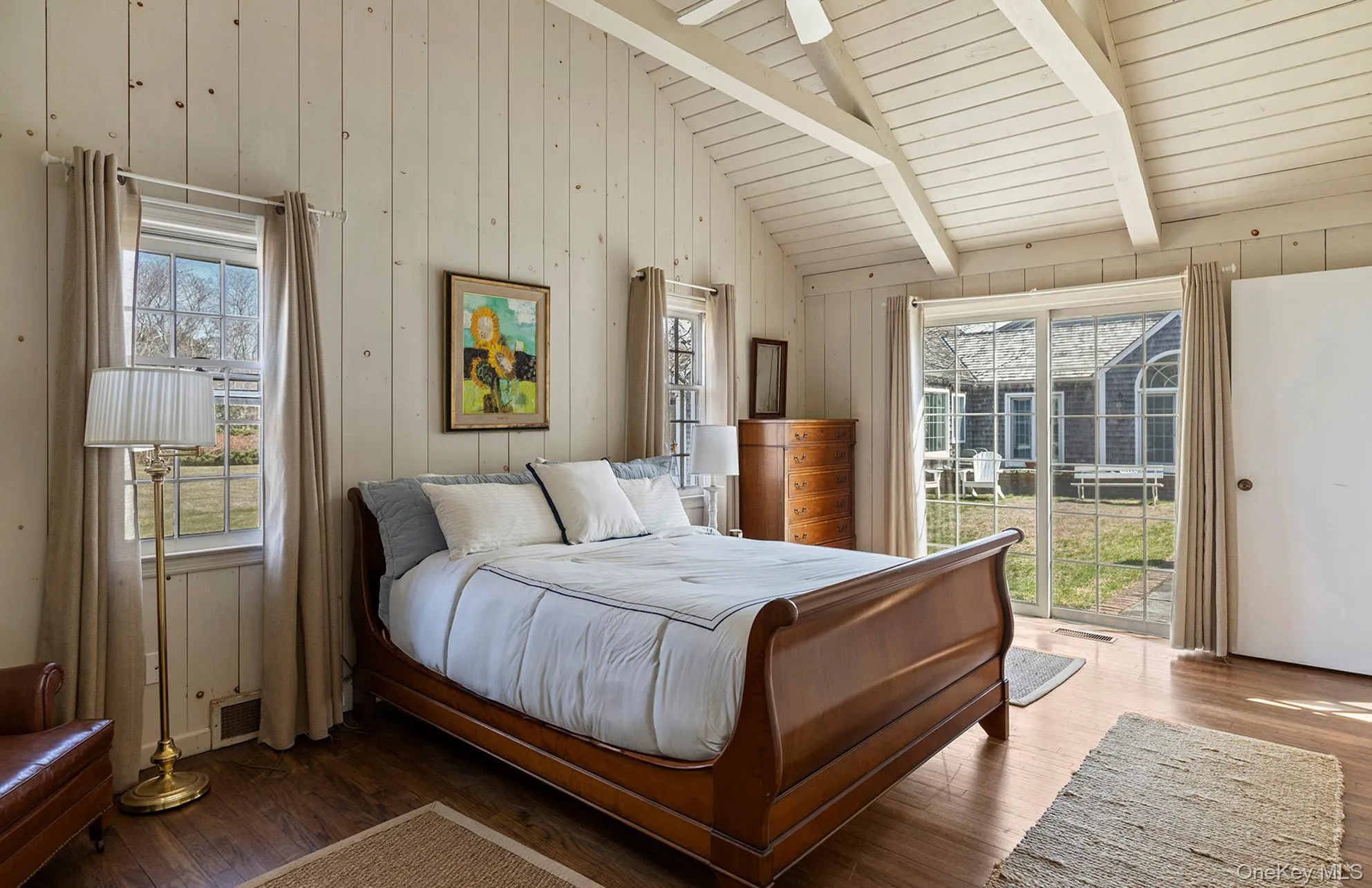 En Suite Guest Bedroom with access to patio En Suite Guest Bedroom with access to patio