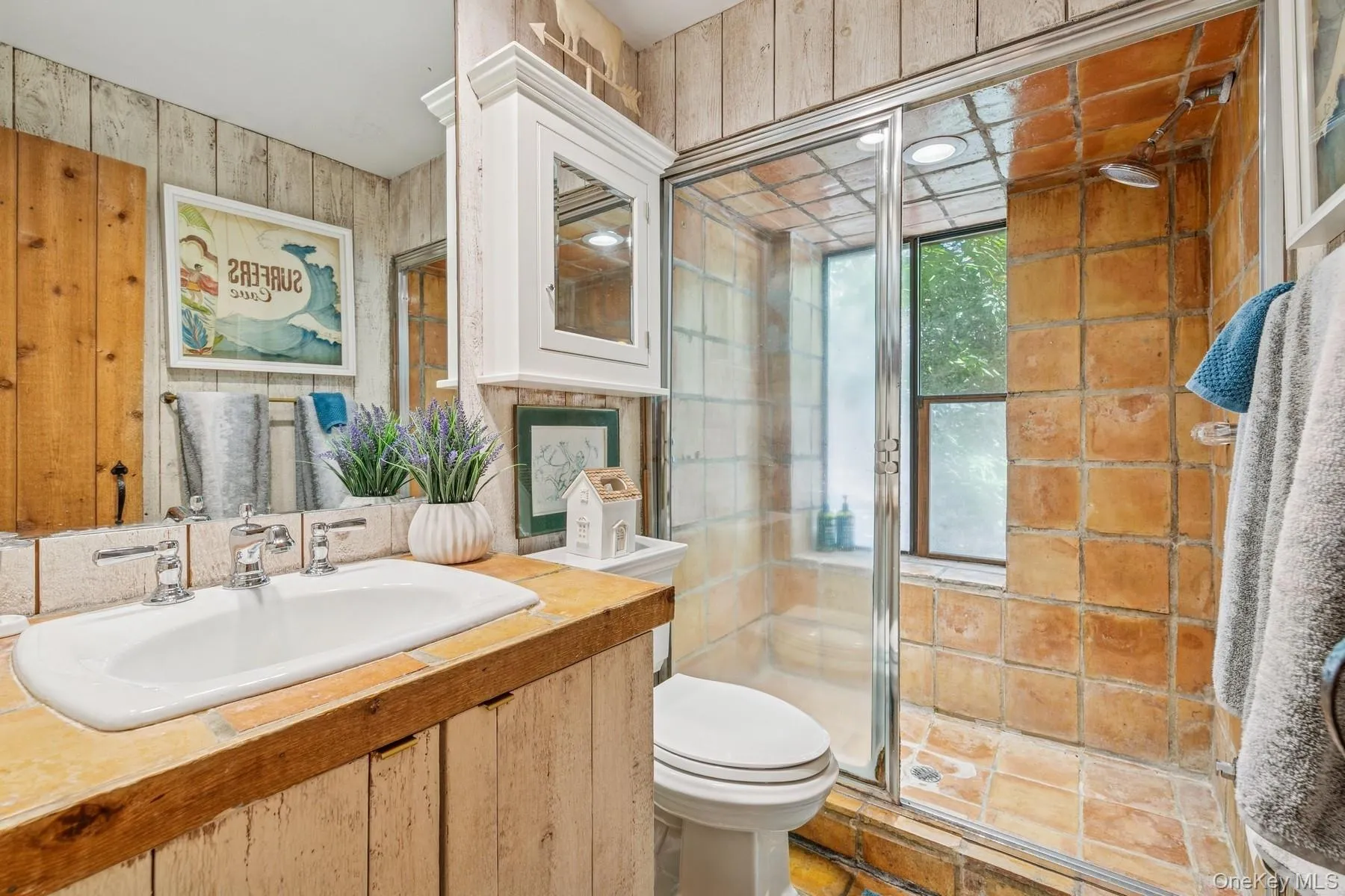 1st Fl Guest Bathroom 1st Fl Guest Bathroom