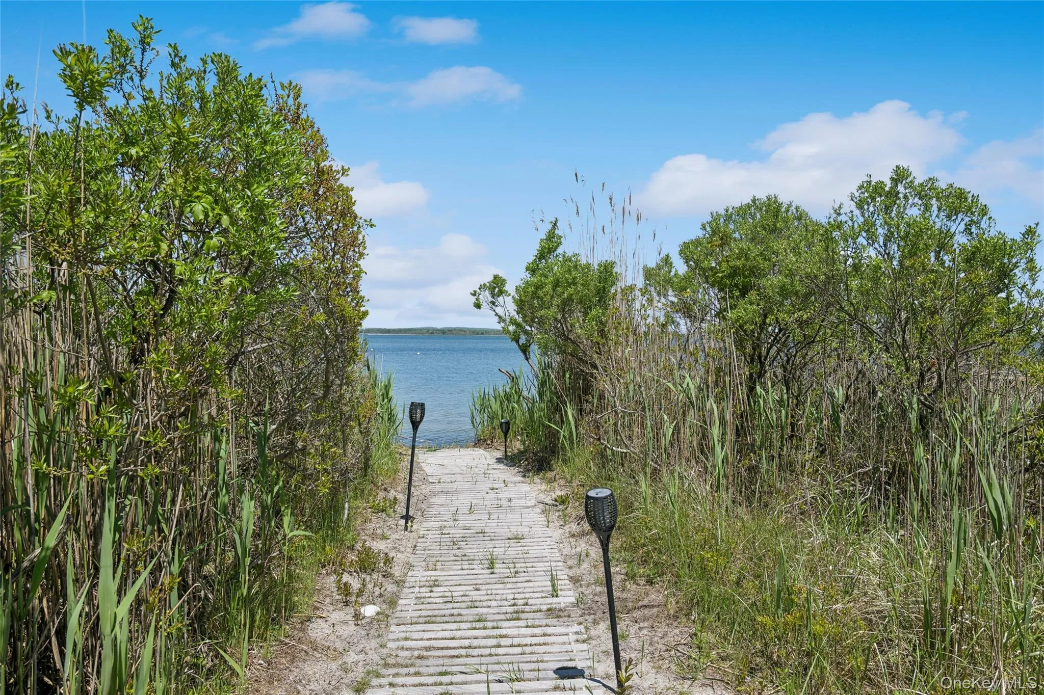 Water view/access Water view/access