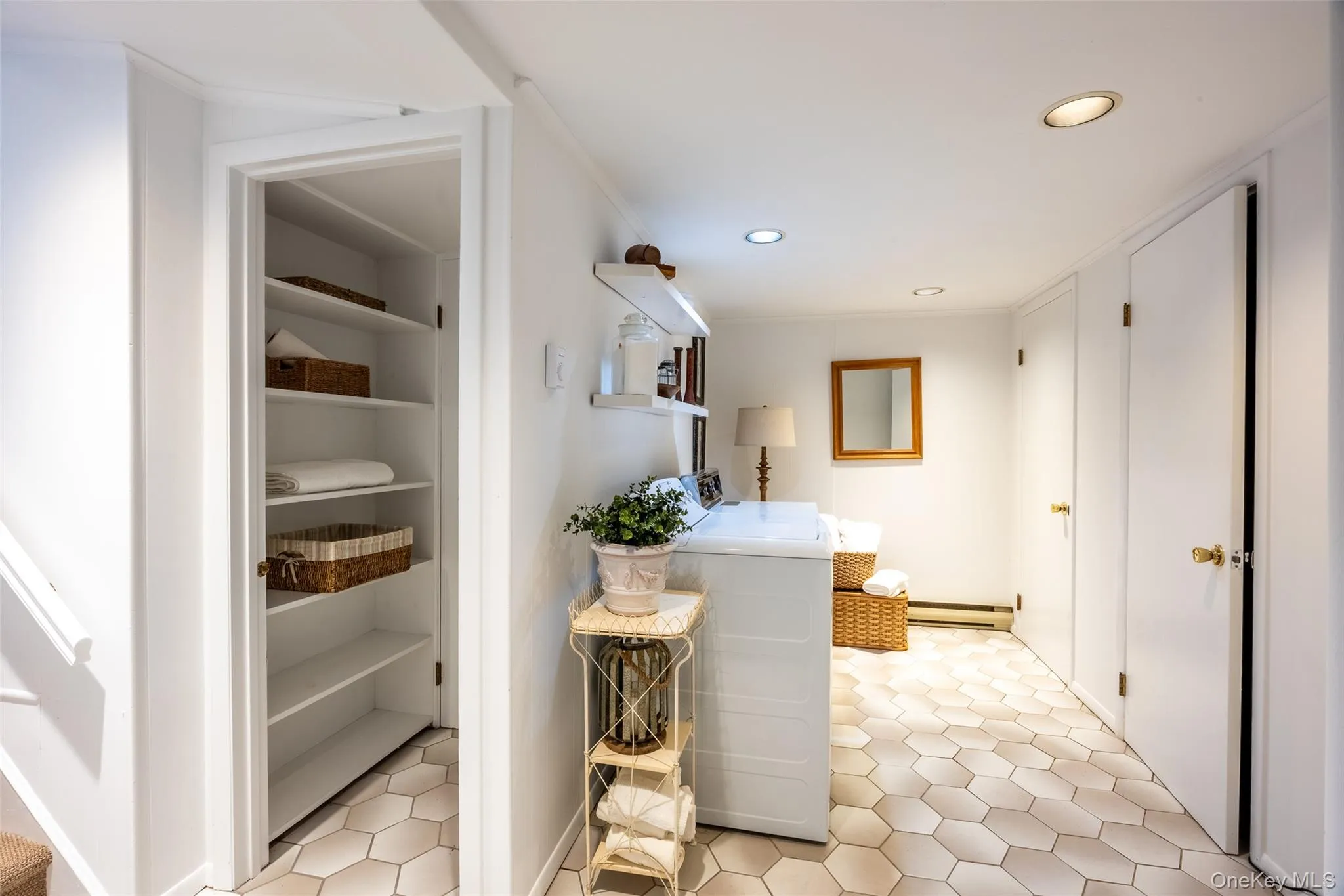 10 Pine Path, Brookhaven, NY, 8 Bedrooms Bedrooms, 26 Rooms Rooms,4 BathroomsBathrooms,Residential,For Rent,Pine,0,843812 10 Pine Path, Brookhaven, NY, 8 Bedrooms Bedrooms, 26 Rooms Rooms,4 BathroomsBathrooms,Residential,For Rent,Pine,0,843812