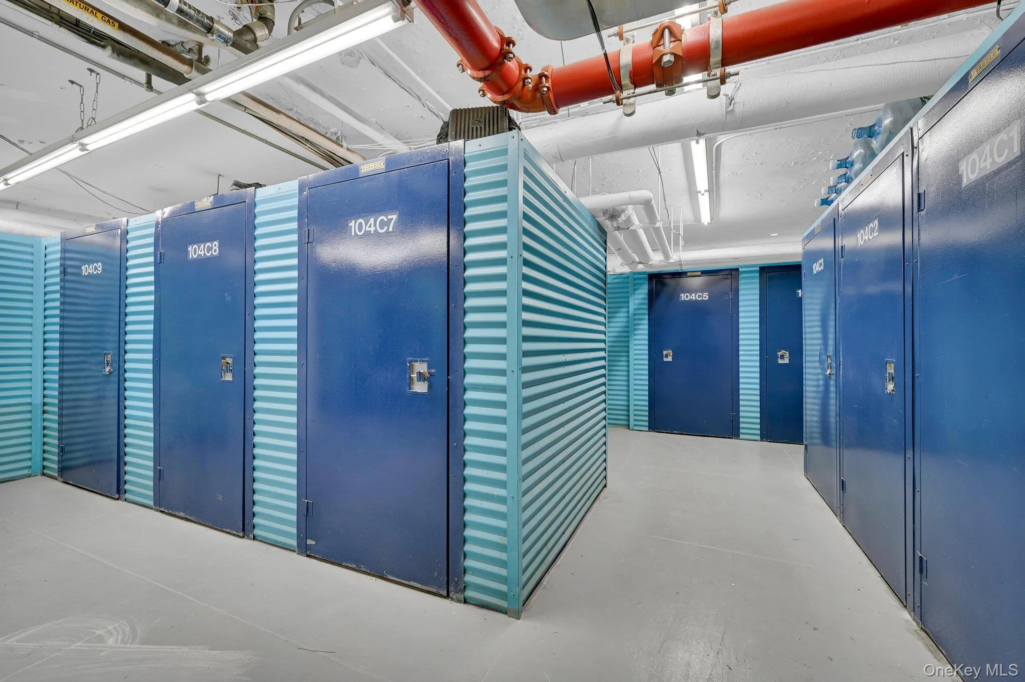 Storage lockers Storage lockers