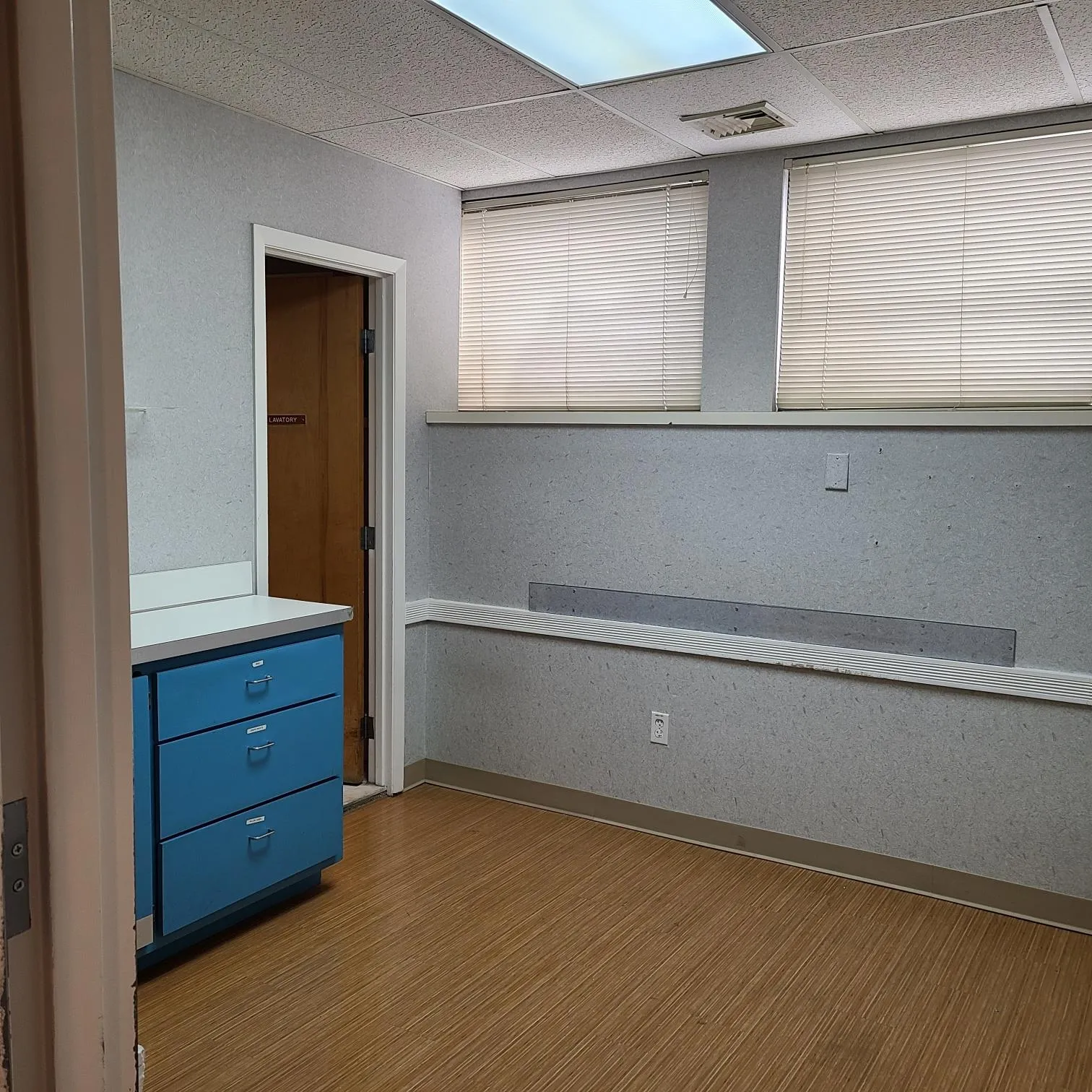 Recovery Room with Half Bath Recovery Room with Half Bath