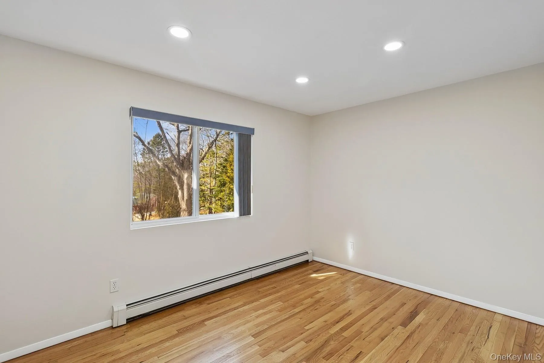 1 Woodview Way, Southampton, NY, 3 Bedrooms Bedrooms, 7 Rooms Rooms,2 BathroomsBathrooms,Residential Lease,For Rent,Woodview,0,845987 1 Woodview Way, Southampton, NY, 3 Bedrooms Bedrooms, 7 Rooms Rooms,2 BathroomsBathrooms,Residential Lease,For Rent,Woodview,0,845987