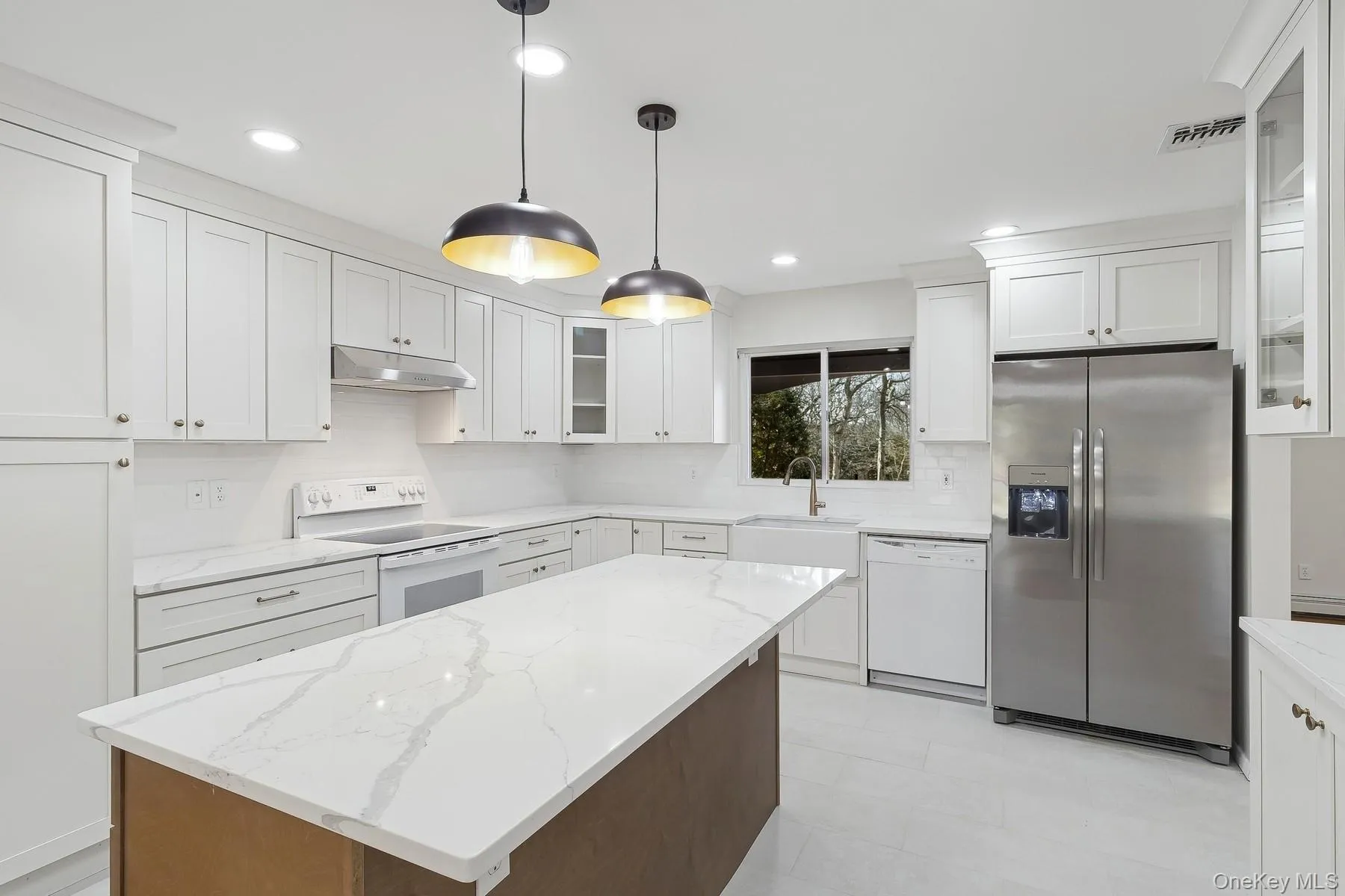 1 Woodview Way, Southampton, NY, 3 Bedrooms Bedrooms, 7 Rooms Rooms,2 BathroomsBathrooms,Residential Lease,For Rent,Woodview,0,845987 1 Woodview Way, Southampton, NY, 3 Bedrooms Bedrooms, 7 Rooms Rooms,2 BathroomsBathrooms,Residential Lease,For Rent,Woodview,0,845987