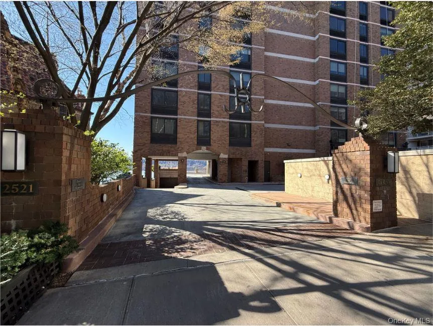 2521 Palisade Avenue, New York, NY, 3 Bedrooms Bedrooms, 6 Rooms Rooms,2 BathroomsBathrooms,Residential Sale,For Rent,Palisade,0,847576 2521 Palisade Avenue, New York, NY, 3 Bedrooms Bedrooms, 6 Rooms Rooms,2 BathroomsBathrooms,Residential Sale,For Rent,Palisade,0,847576