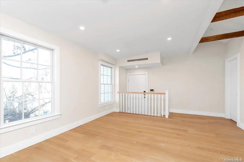 108 South Street, Oyster Bay, NY, 1 Bedroom Bedrooms, 4 Rooms Rooms,1 BathroomBathrooms,Residential Lease,Idx,South,0,848079 108 South Street, Oyster Bay, NY, 1 Bedroom Bedrooms, 4 Rooms Rooms,1 BathroomBathrooms,Residential Lease,Idx,South,0,848079