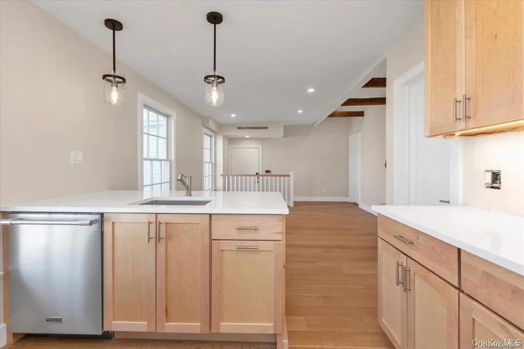 108 South Street, Oyster Bay, NY, 1 Bedroom Bedrooms, 4 Rooms Rooms,1 BathroomBathrooms,Residential Lease,Idx,South,0,848079 108 South Street, Oyster Bay, NY, 1 Bedroom Bedrooms, 4 Rooms Rooms,1 BathroomBathrooms,Residential Lease,Idx,South,0,848079