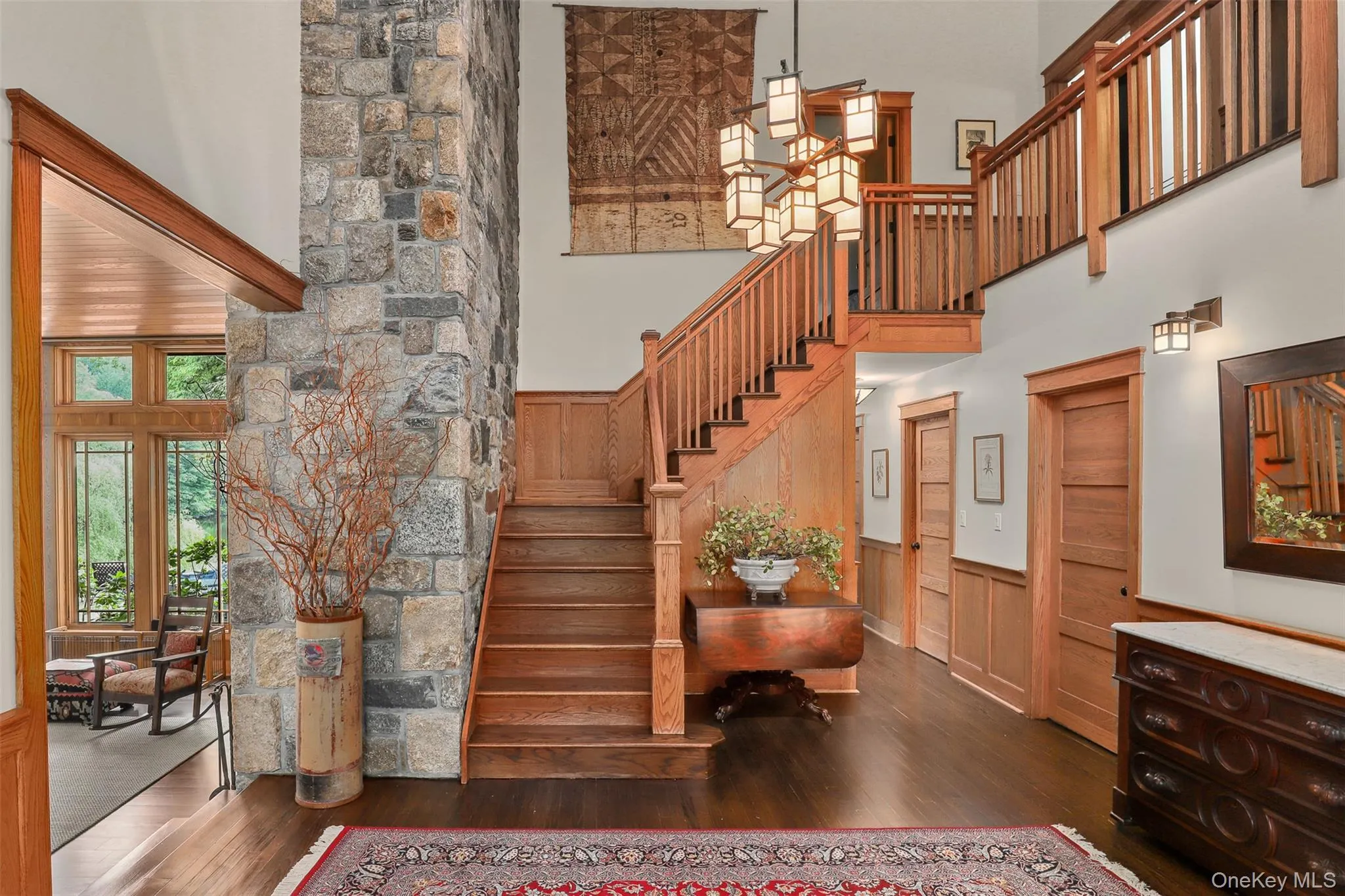 Foyer / Entry Foyer / Entry