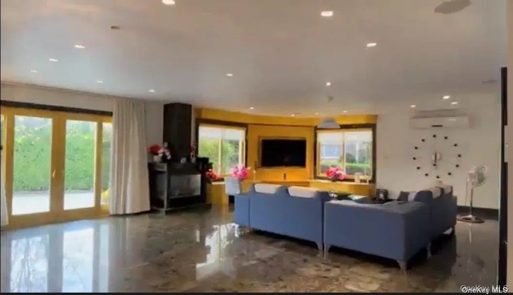 215-40 27th Avenue, New York, NY, 6 Bedrooms Bedrooms, 13 Rooms Rooms,6 BathroomsBathrooms,Residential Lease,For Rent,27th,0,849294 215-40 27th Avenue, New York, NY, 6 Bedrooms Bedrooms, 13 Rooms Rooms,6 BathroomsBathrooms,Residential Lease,For Rent,27th,0,849294