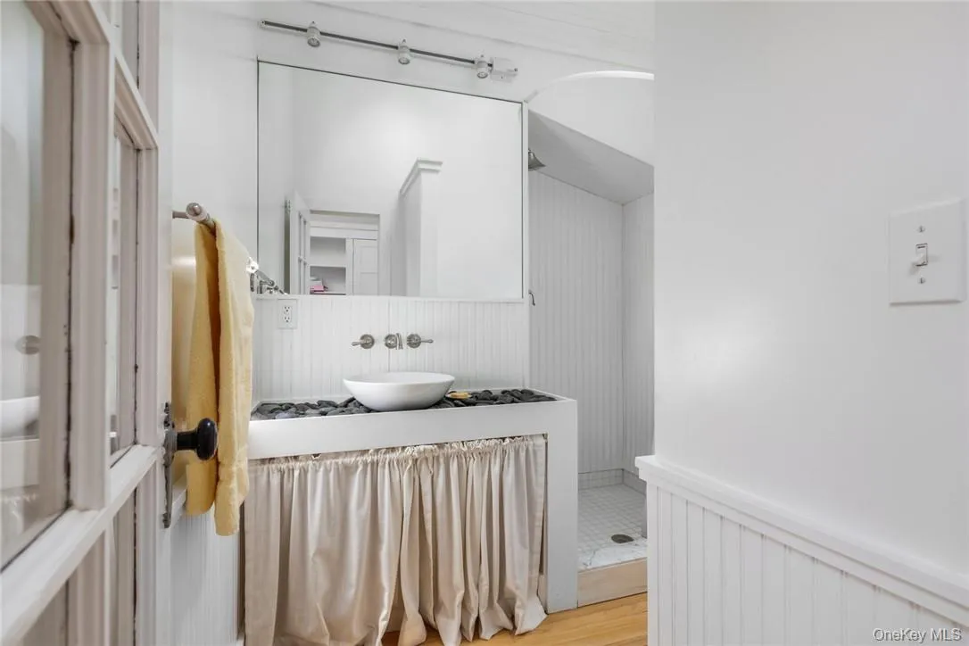 31 Kittredge Drive, Kent, NY, 6 Bedrooms Bedrooms, 11 Rooms Rooms,4 BathroomsBathrooms,Residential Lease,For Rent,Kittredge,0,849695 31 Kittredge Drive, Kent, NY, 6 Bedrooms Bedrooms, 11 Rooms Rooms,4 BathroomsBathrooms,Residential Lease,For Rent,Kittredge,0,849695