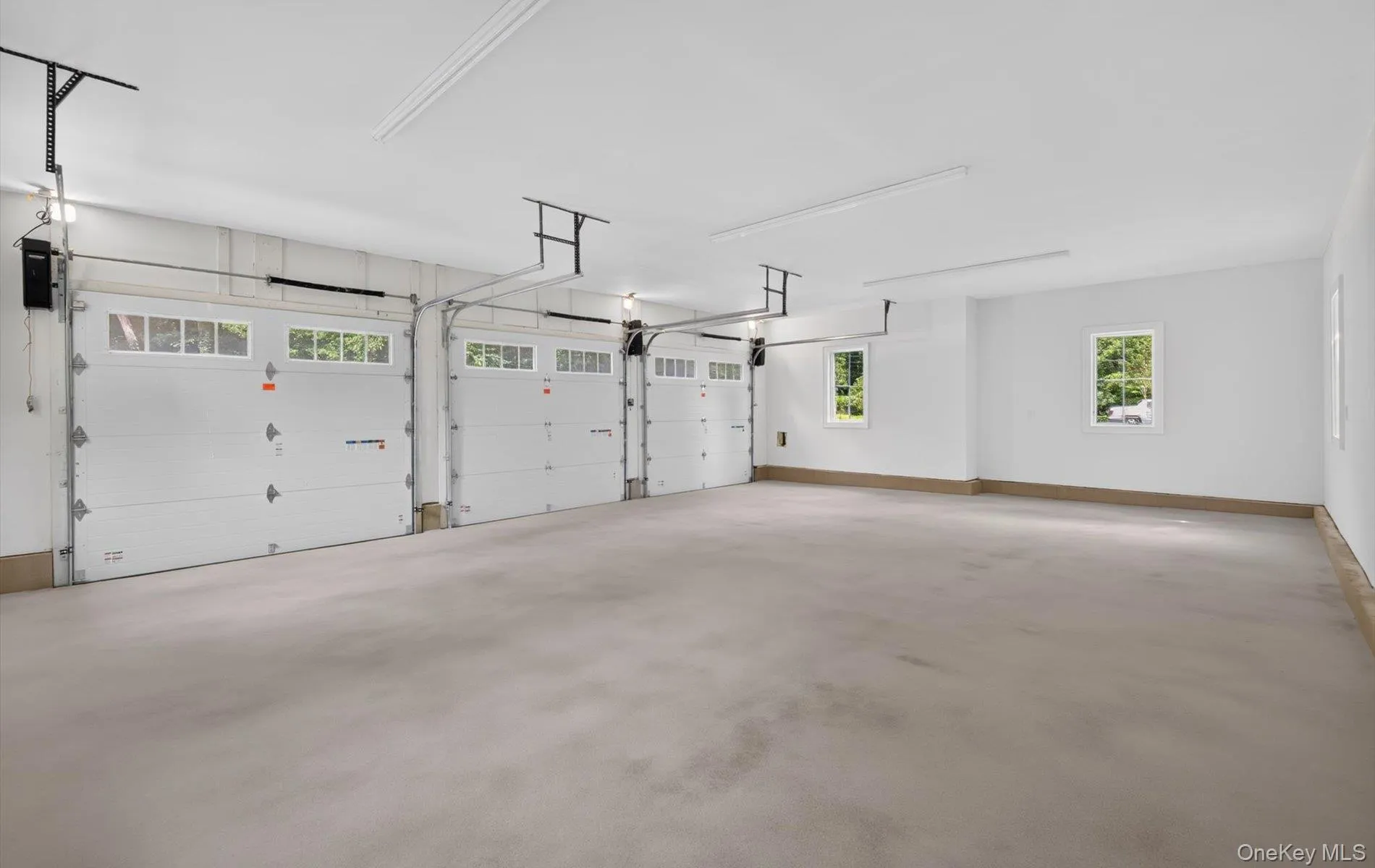 2 Gate Road, Huntington, NY, 6 Bedrooms Bedrooms, 12 Rooms Rooms,6 BathroomsBathrooms,Residential,For Rent,Gate,0,850219 2 Gate Road, Huntington, NY, 6 Bedrooms Bedrooms, 12 Rooms Rooms,6 BathroomsBathrooms,Residential,For Rent,Gate,0,850219