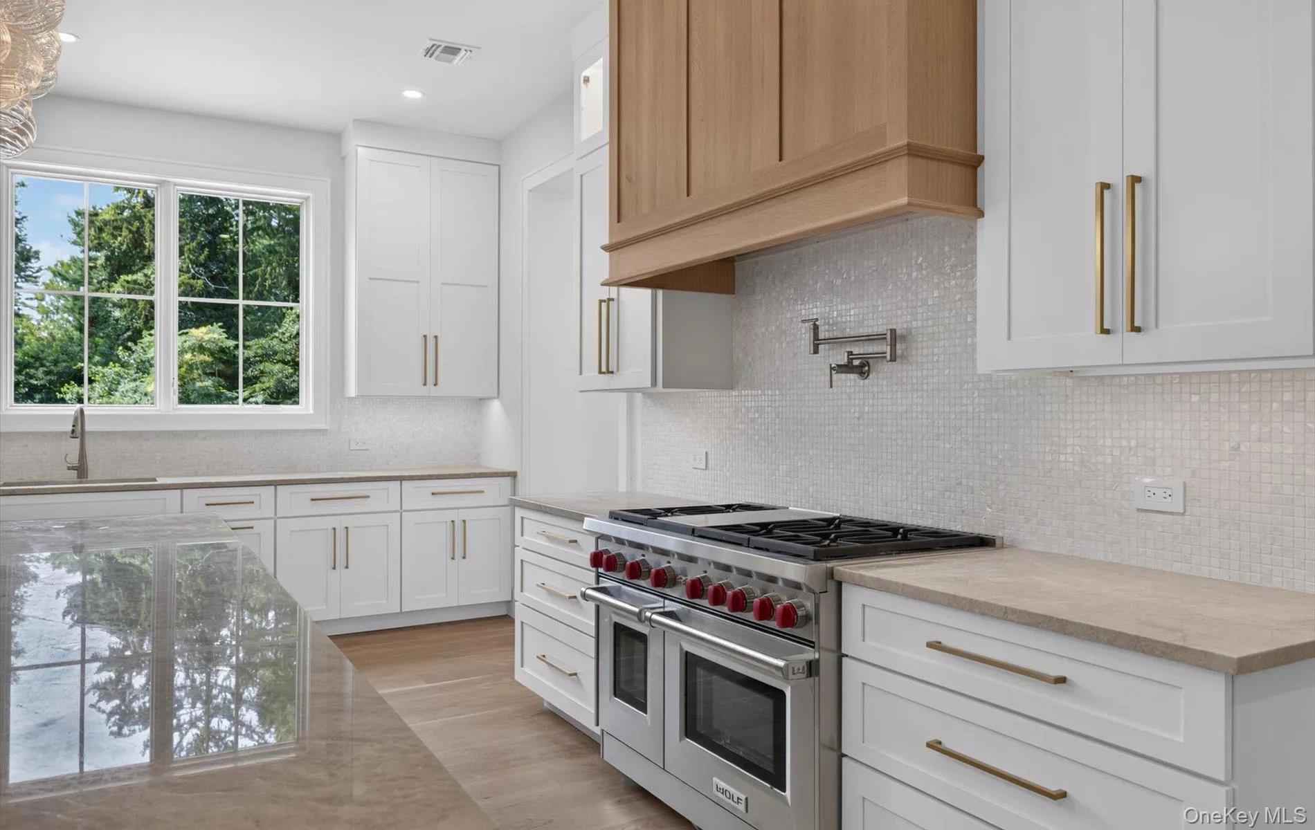 2 Gate Road, Huntington, NY, 6 Bedrooms Bedrooms, 12 Rooms Rooms,6 BathroomsBathrooms,Residential,For Rent,Gate,0,850219 2 Gate Road, Huntington, NY, 6 Bedrooms Bedrooms, 12 Rooms Rooms,6 BathroomsBathrooms,Residential,For Rent,Gate,0,850219