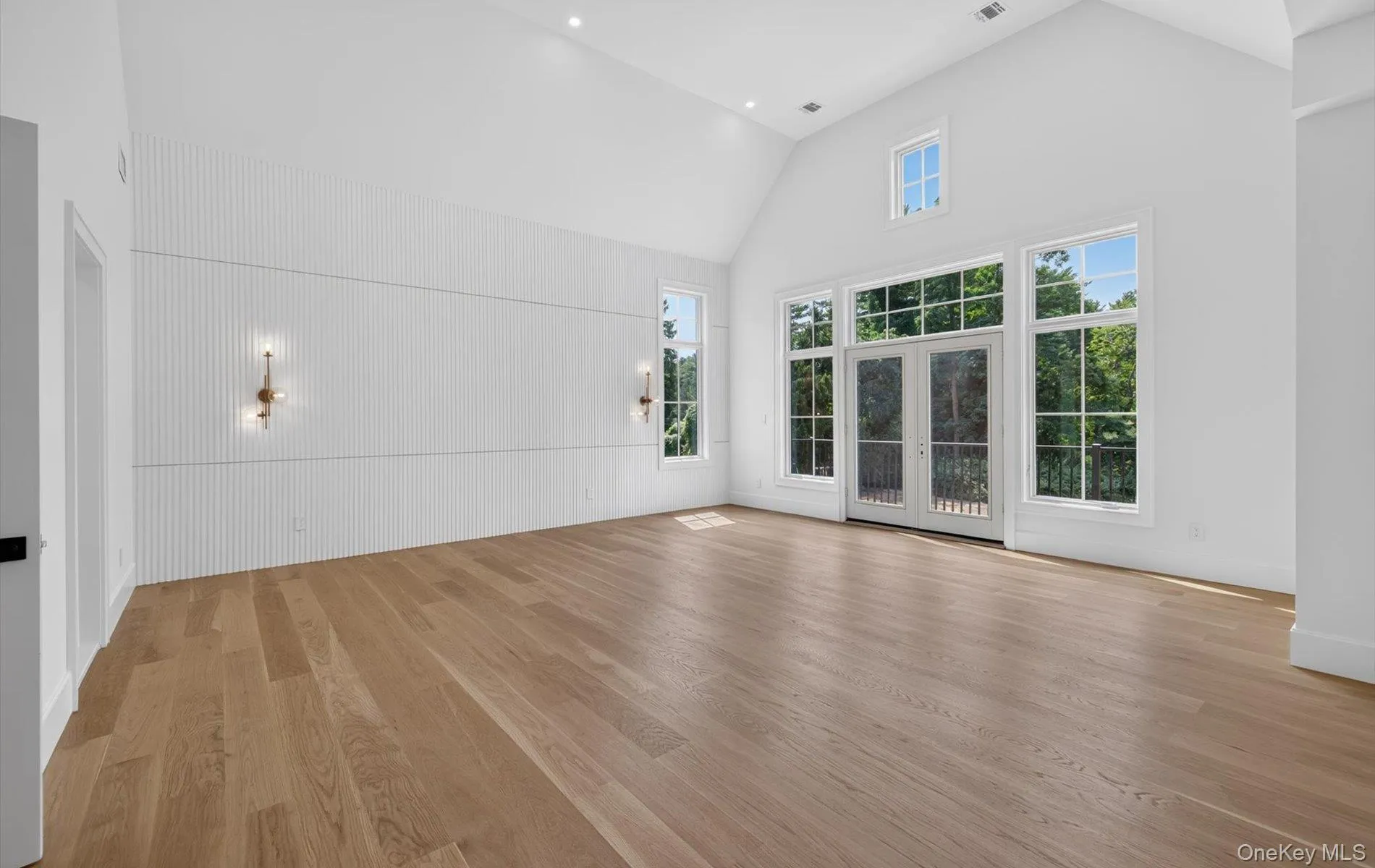2 Gate Road, Huntington, NY, 6 Bedrooms Bedrooms, 12 Rooms Rooms,6 BathroomsBathrooms,Residential,For Rent,Gate,0,850219 2 Gate Road, Huntington, NY, 6 Bedrooms Bedrooms, 12 Rooms Rooms,6 BathroomsBathrooms,Residential,For Rent,Gate,0,850219