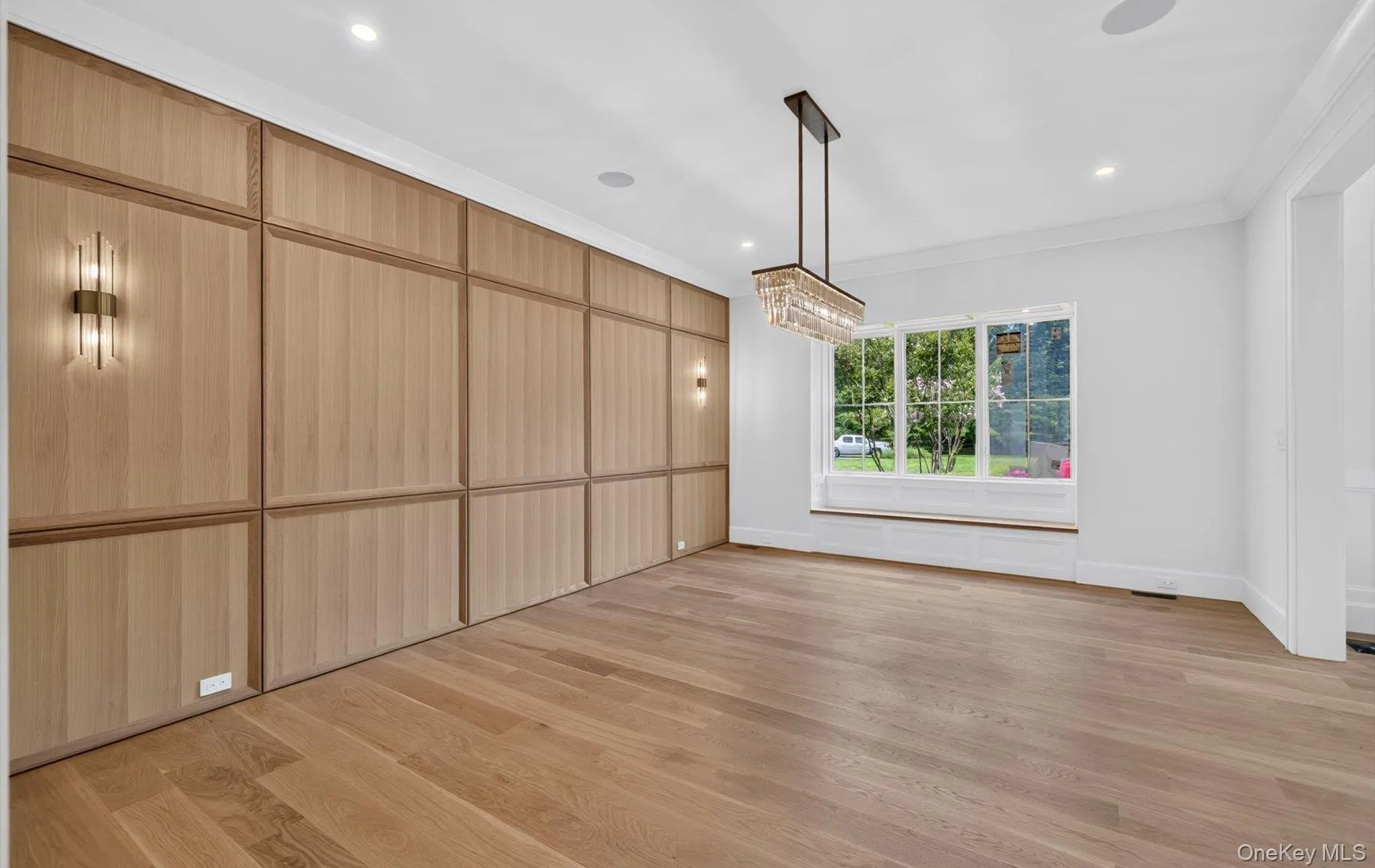 2 Gate Road, Huntington, NY, 6 Bedrooms Bedrooms, 12 Rooms Rooms,6 BathroomsBathrooms,Residential,For Rent,Gate,0,850219 2 Gate Road, Huntington, NY, 6 Bedrooms Bedrooms, 12 Rooms Rooms,6 BathroomsBathrooms,Residential,For Rent,Gate,0,850219