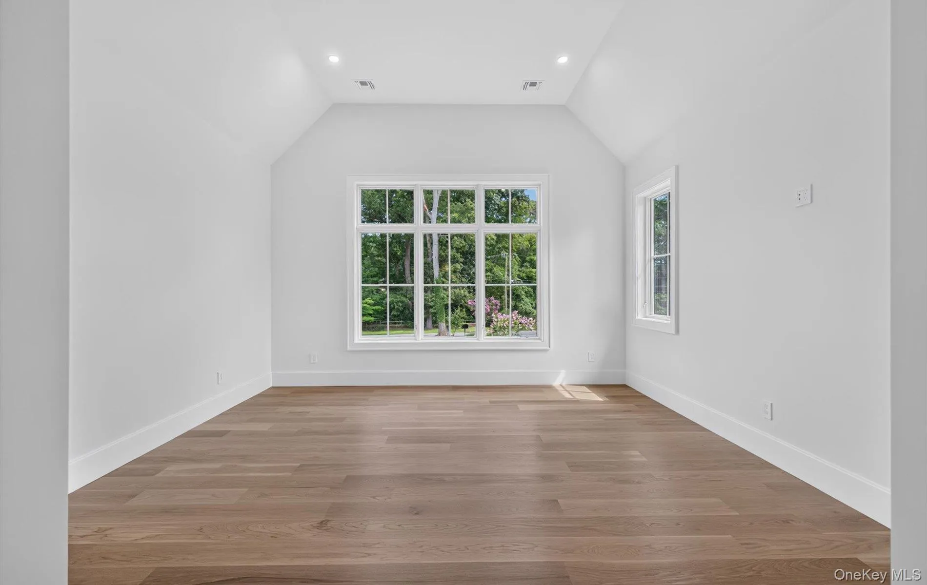 2 Gate Road, Huntington, NY, 6 Bedrooms Bedrooms, 12 Rooms Rooms,6 BathroomsBathrooms,Residential,For Rent,Gate,0,850219 2 Gate Road, Huntington, NY, 6 Bedrooms Bedrooms, 12 Rooms Rooms,6 BathroomsBathrooms,Residential,For Rent,Gate,0,850219