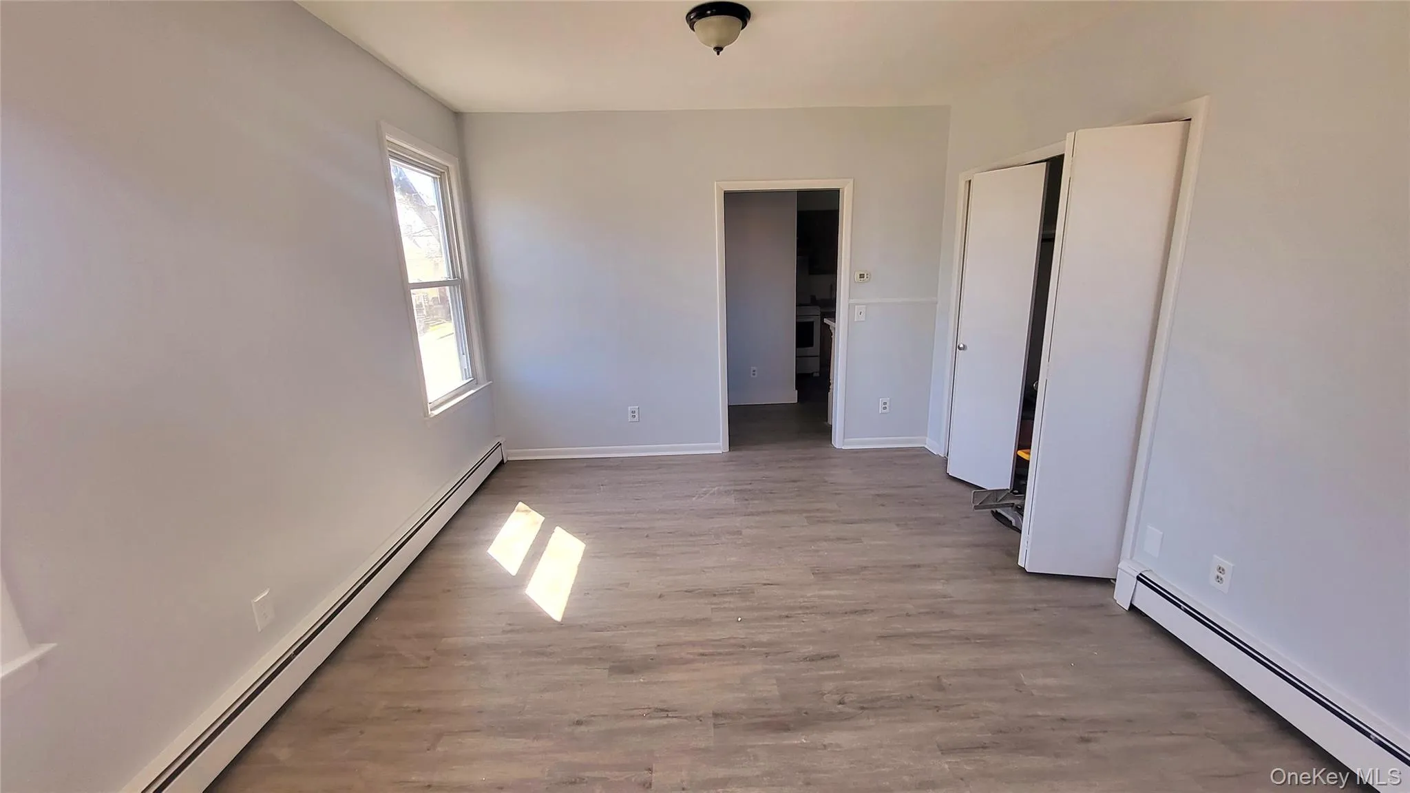 Second room in this 2 room Studio apt Second room in this 2 room Studio apt